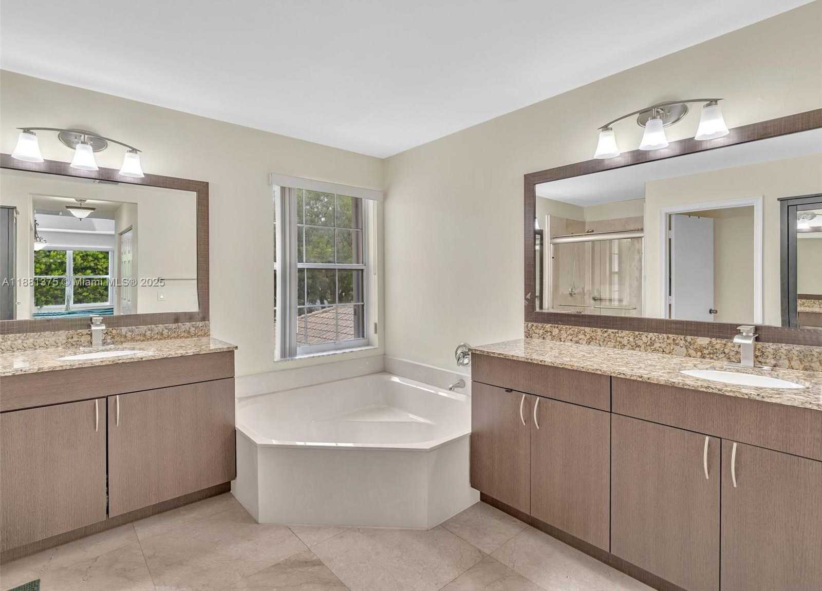Small Image of 1892 SOUTH WEST 148TH WAY, Miramar Number 24
