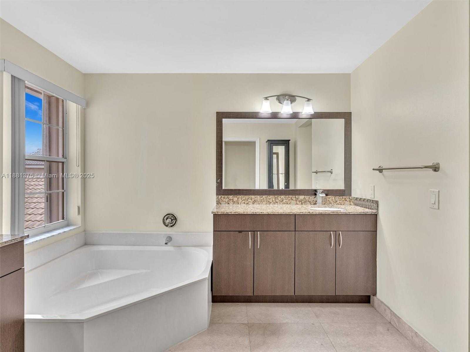 Small Image of 1892 SOUTH WEST 148TH WAY, Miramar Number 26