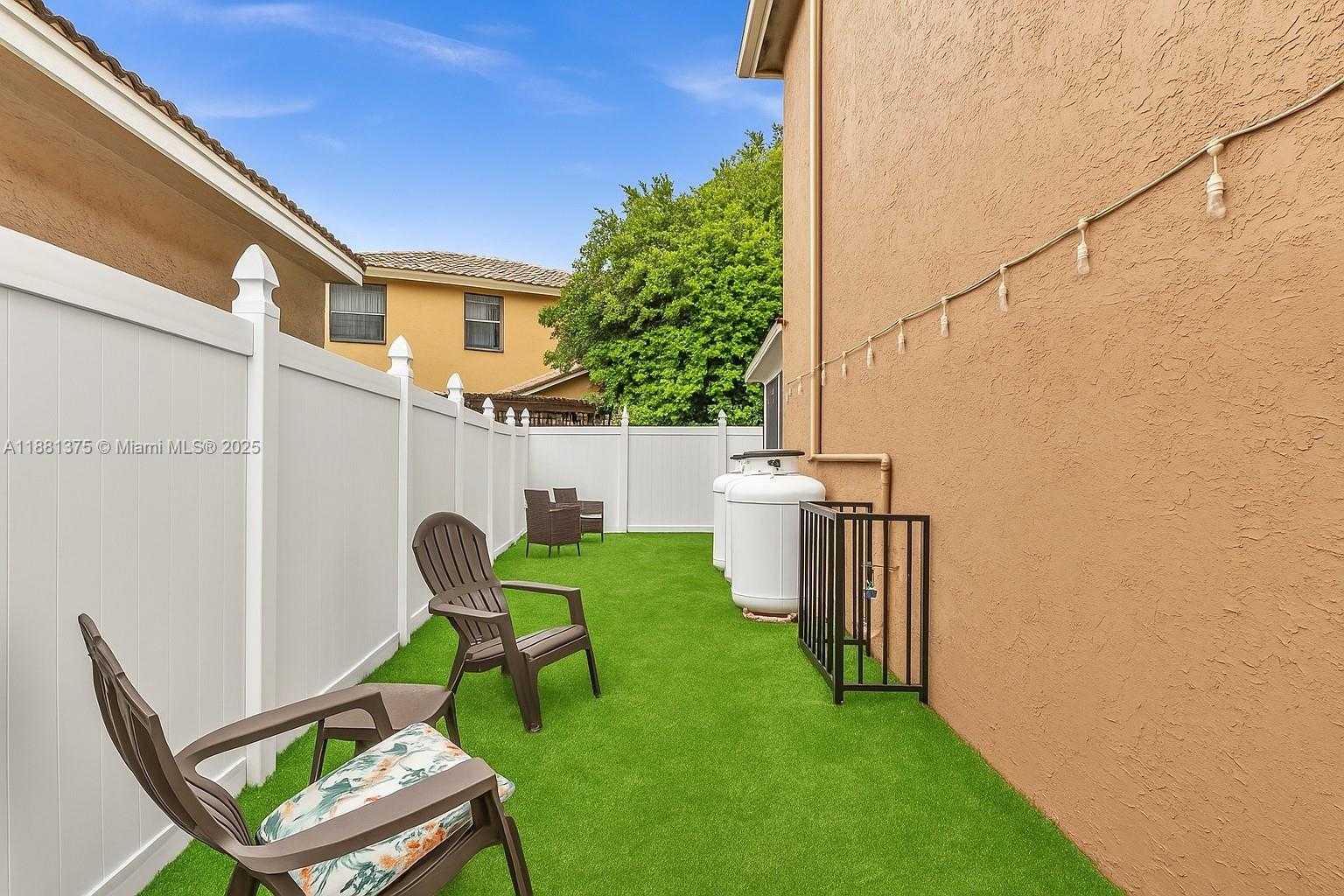 Small Image of 1892 SOUTH WEST 148TH WAY, Miramar Number 45