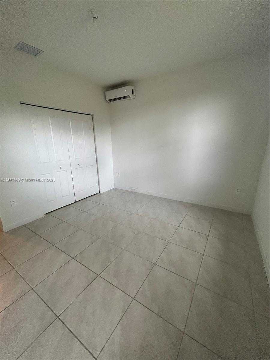 Small Image of 24030 SOUTH WEST 119TH PL, Homestead Number 13