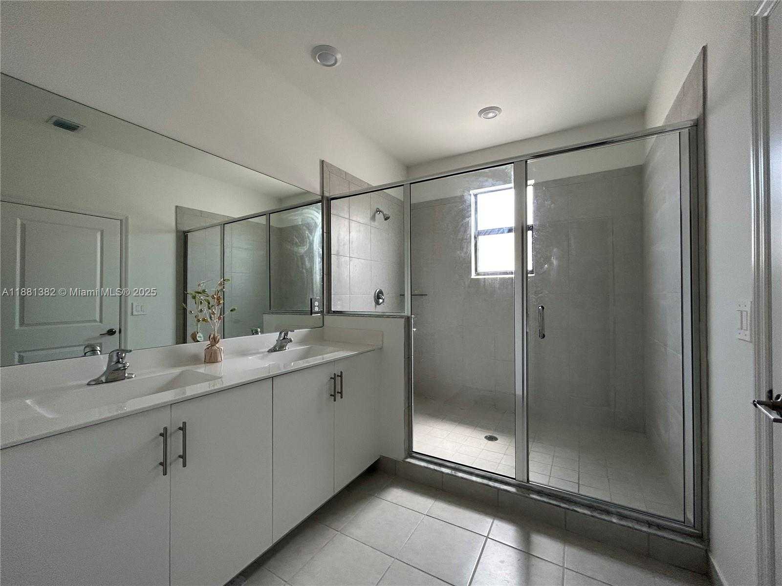 Small Image of 24030 SOUTH WEST 119TH PL, Homestead Number 5