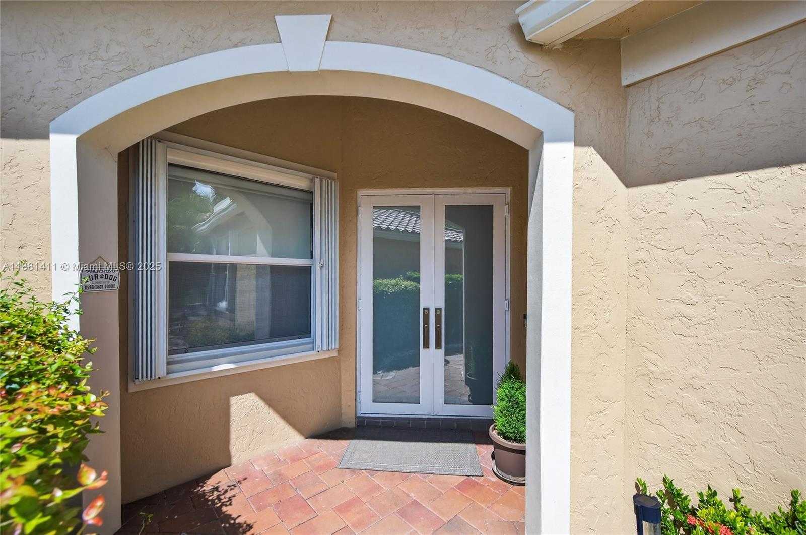 Small Image of 2497 BAY ISLE DR, Weston Number 10