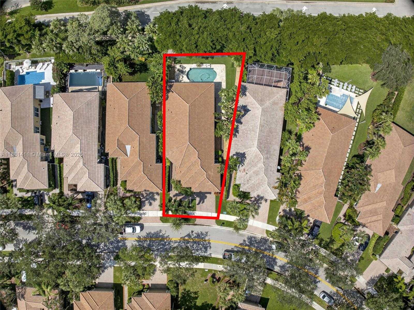 Small Image of 2497 BAY ISLE DR, Weston Number 3