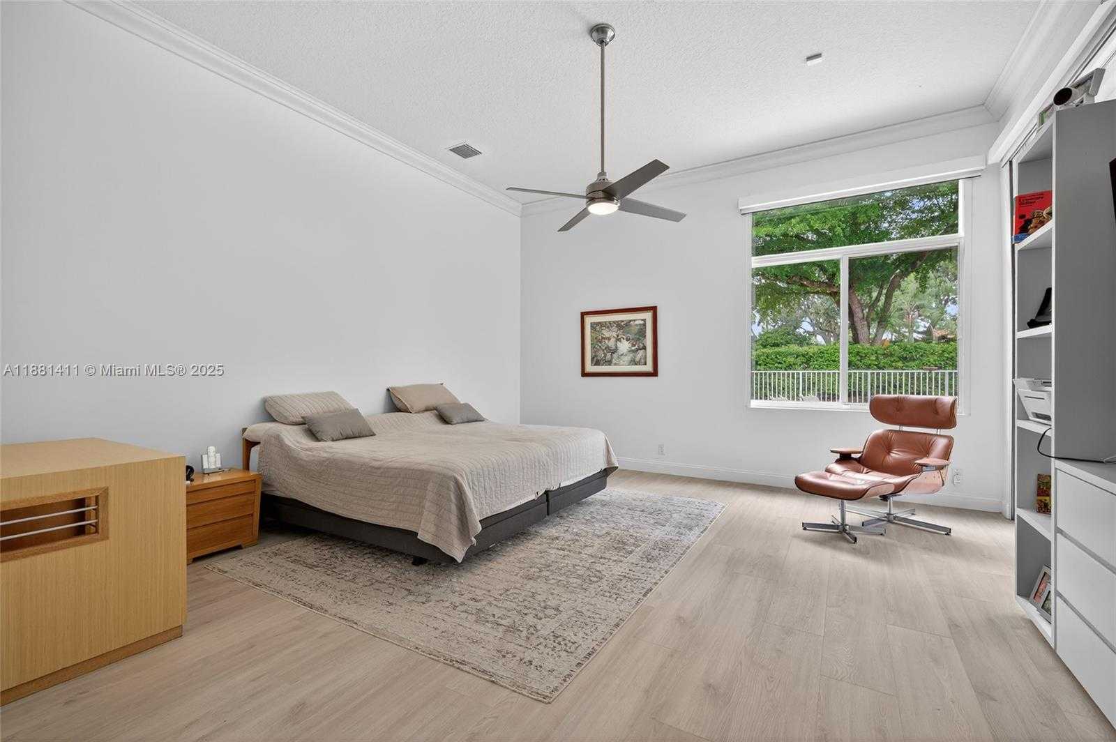 Small Image of 2497 BAY ISLE DR, Weston Number 31