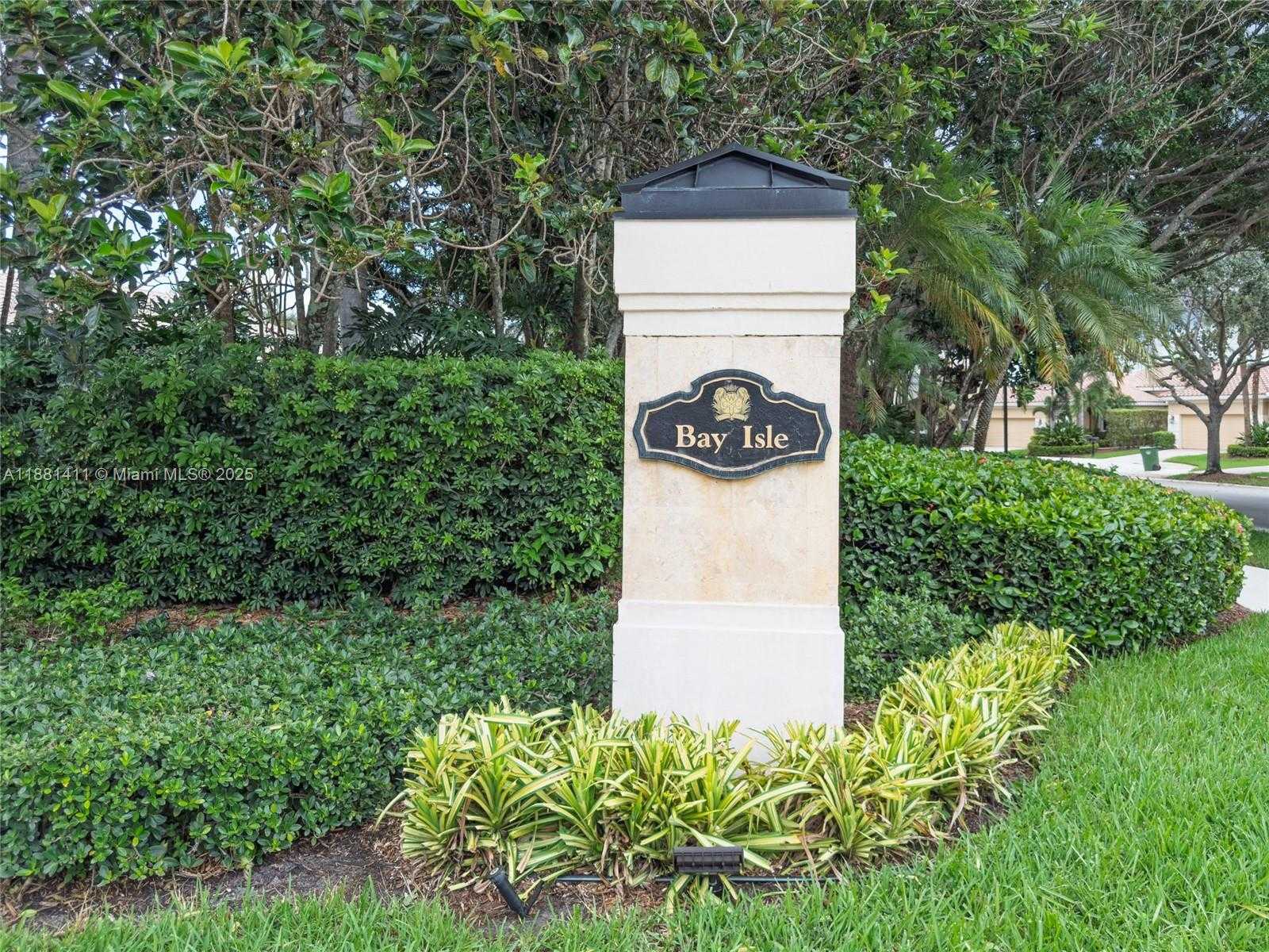 Small Image of 2497 BAY ISLE DR, Weston Number 45