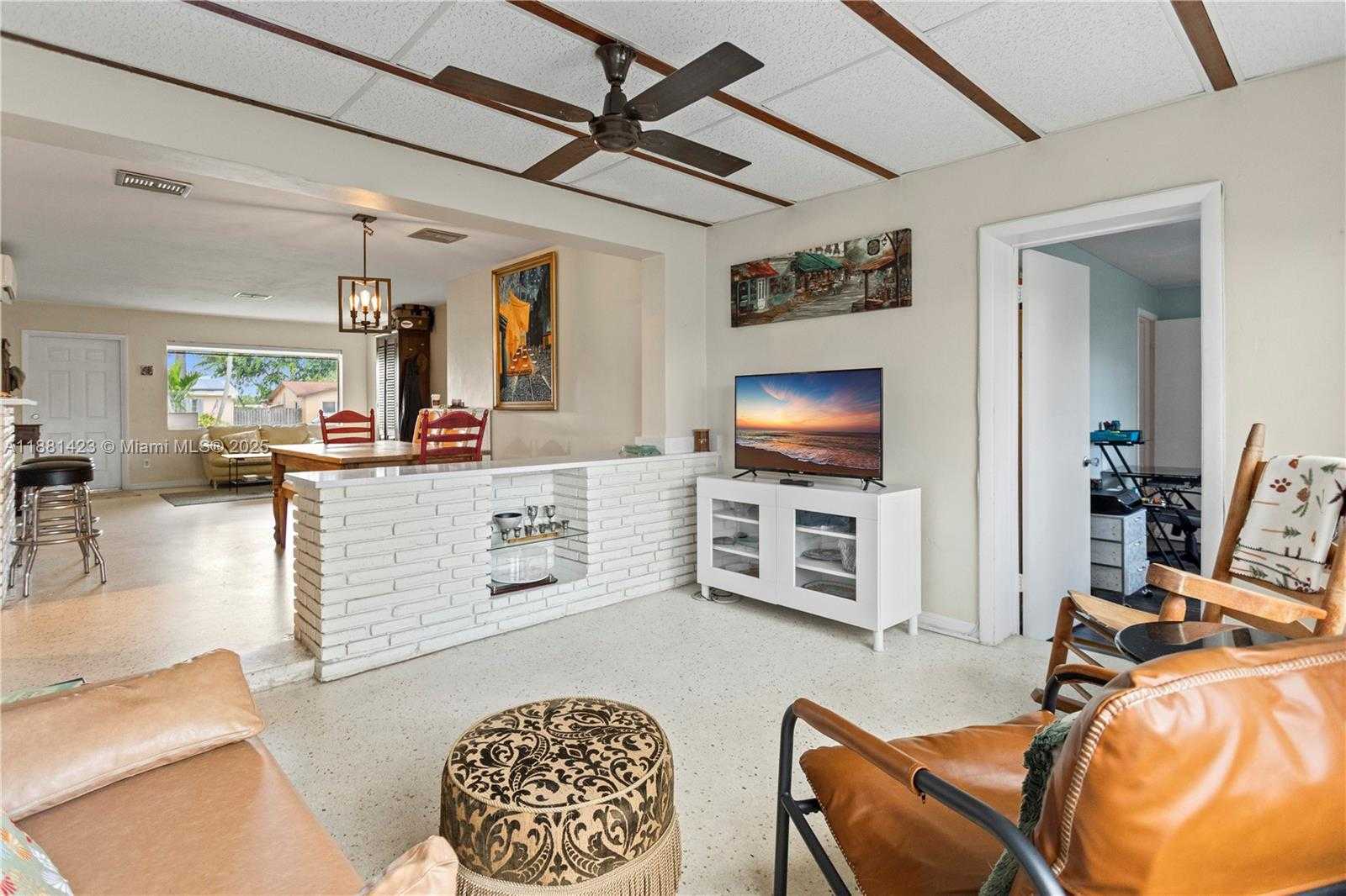 Small Image of 3202 TAFT ST, Hollywood Number 23