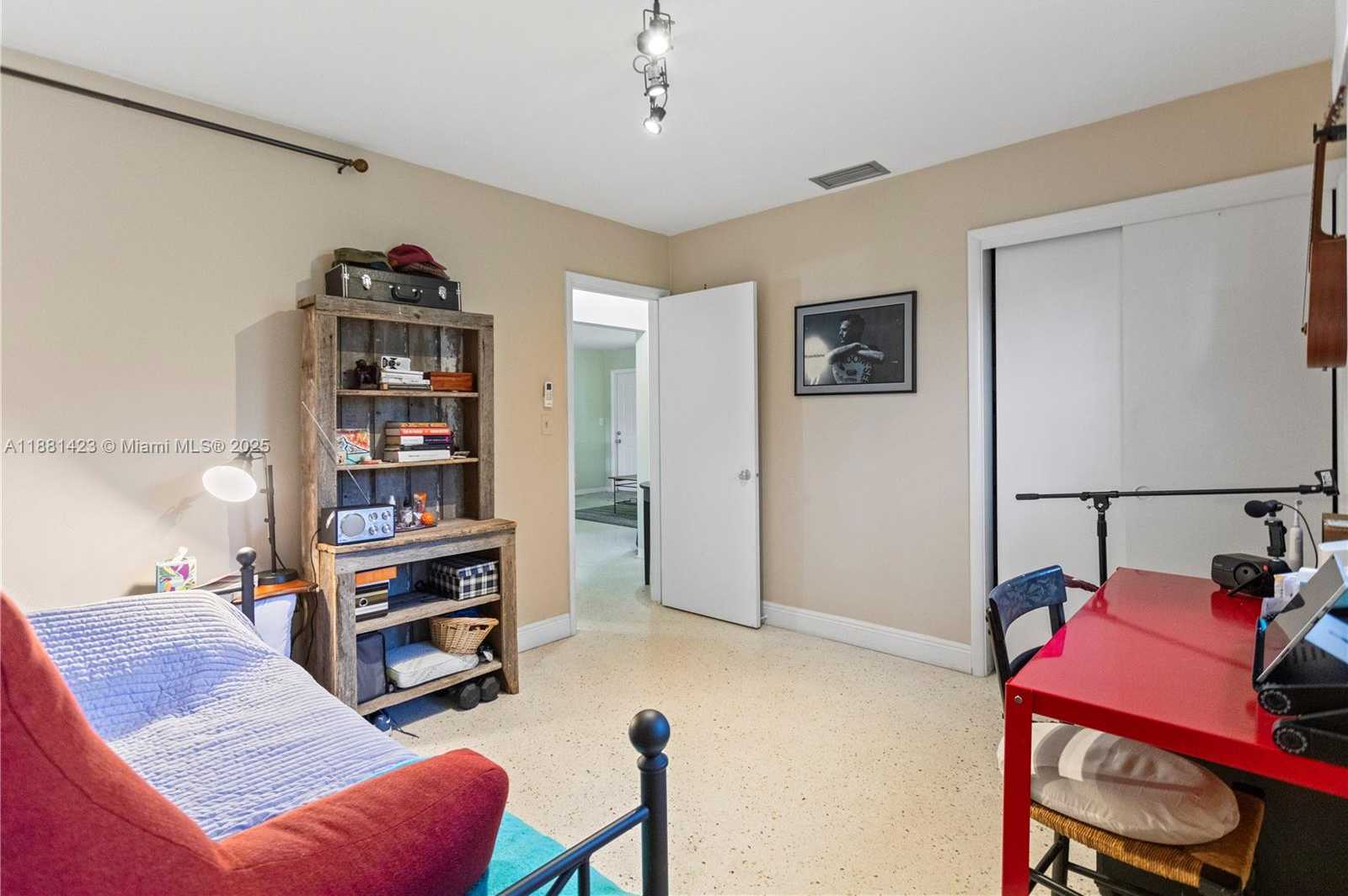 Small Image of 3202 TAFT ST, Hollywood Number 35