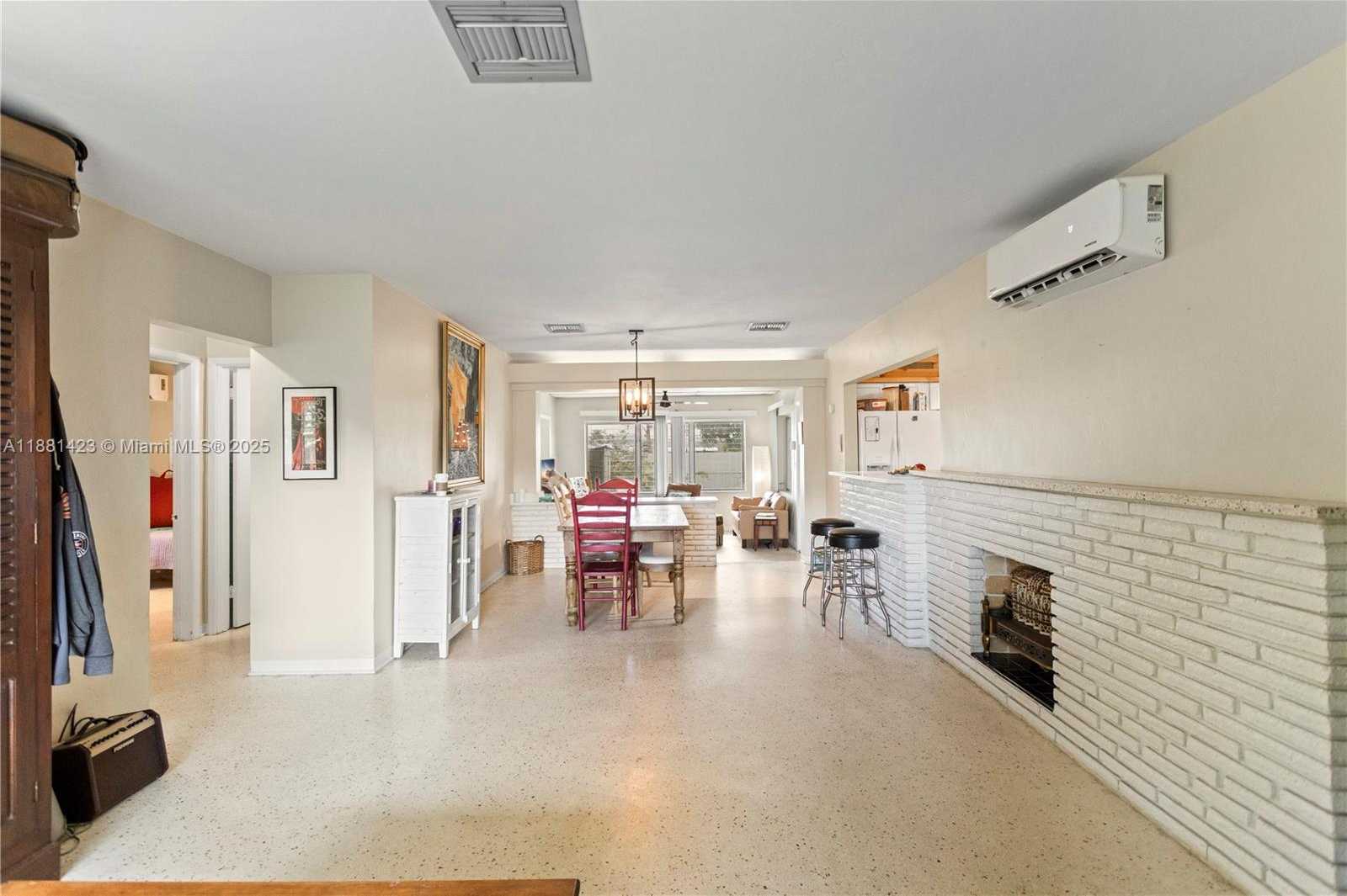Small Image of 3202 TAFT ST, Hollywood Number 4