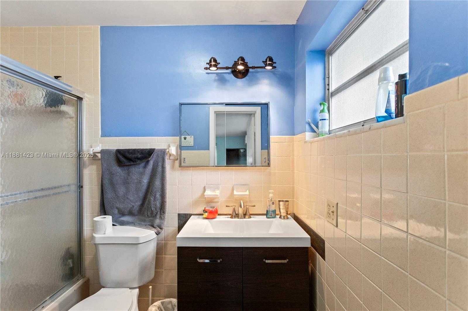 Small Image of 3202 TAFT ST, Hollywood Number 44