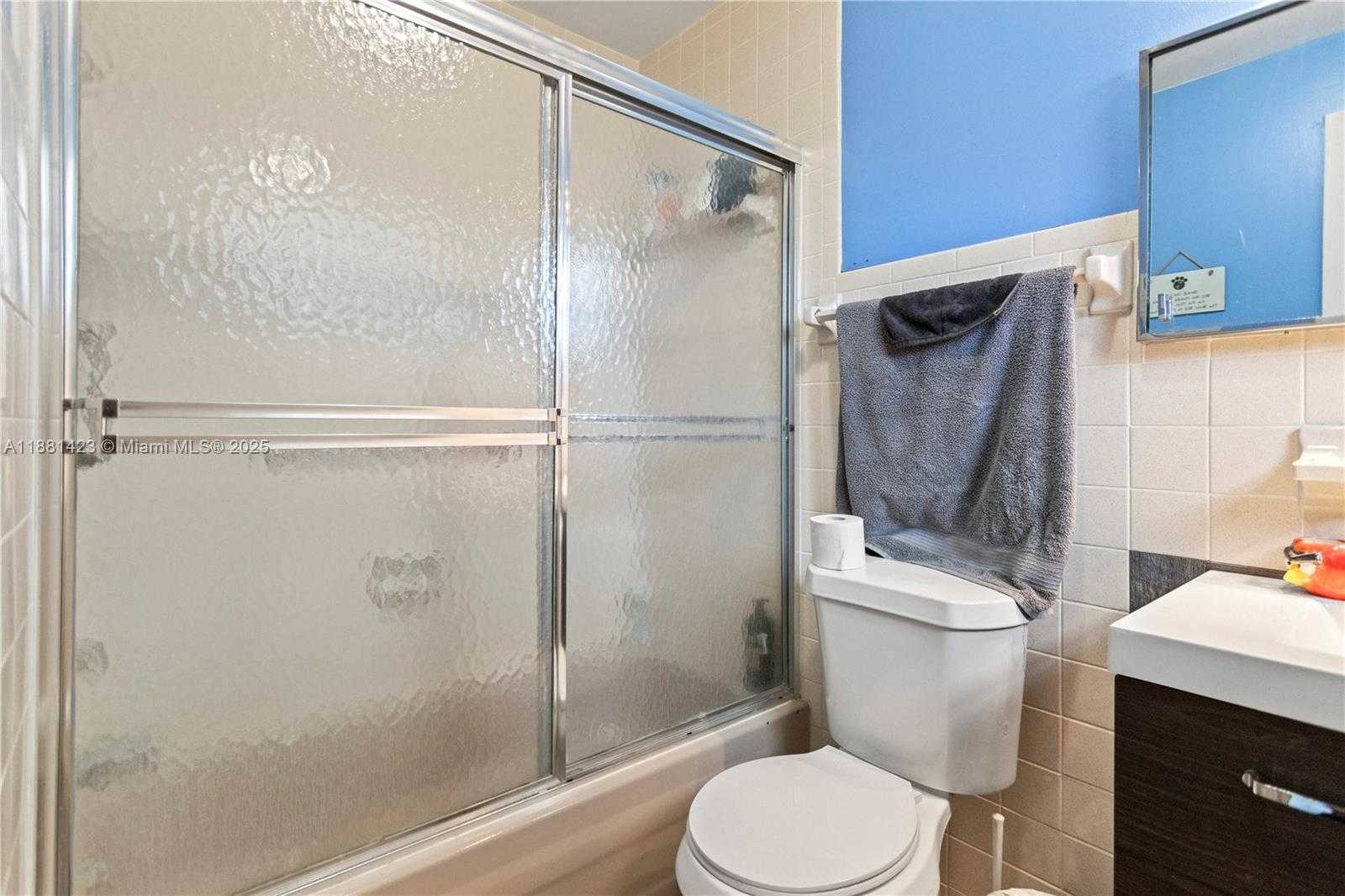 Small Image of 3202 TAFT ST, Hollywood Number 45