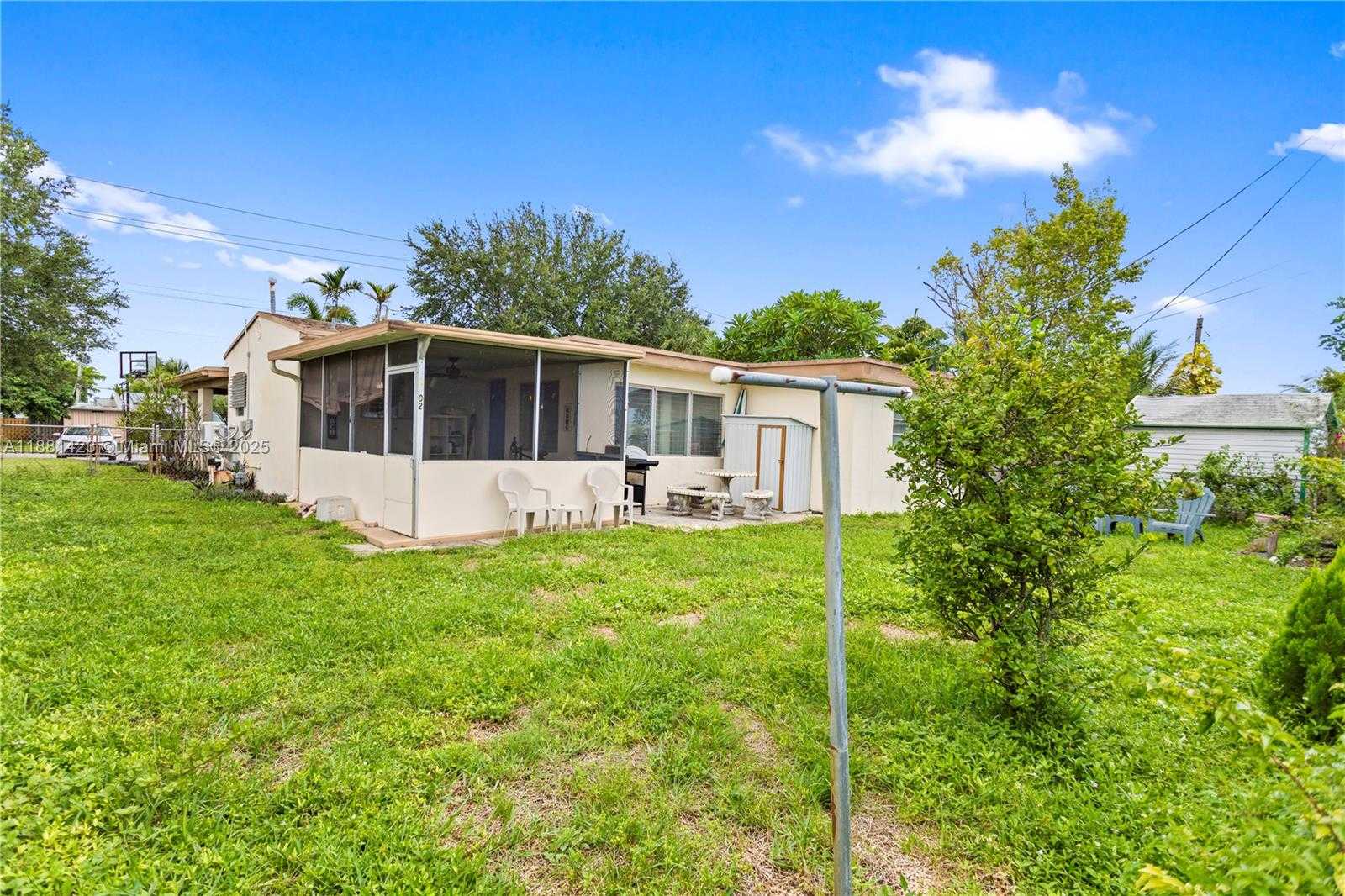 Small Image of 3202 TAFT ST, Hollywood Number 55