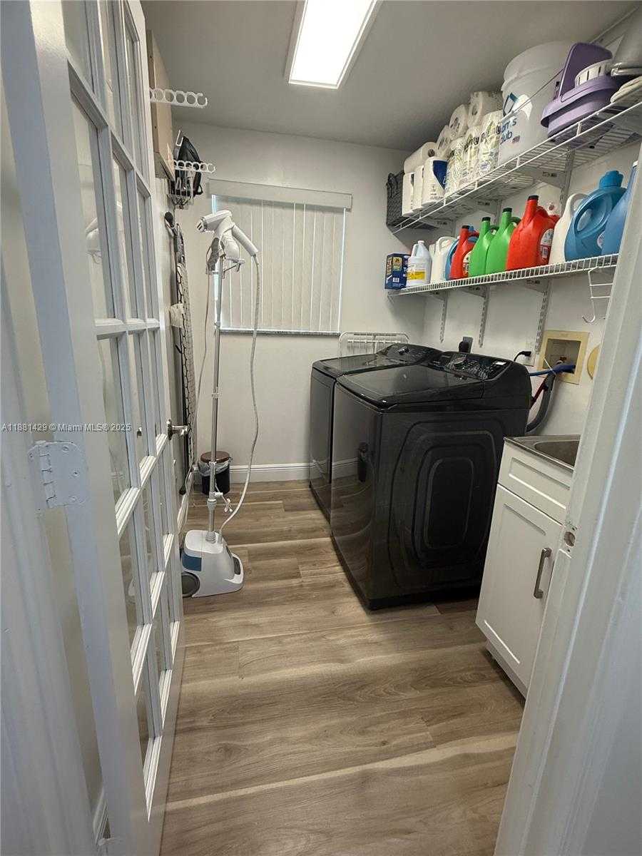 Small Image of 16493 SOUTH WEST 27TH ST, Miramar Number 13