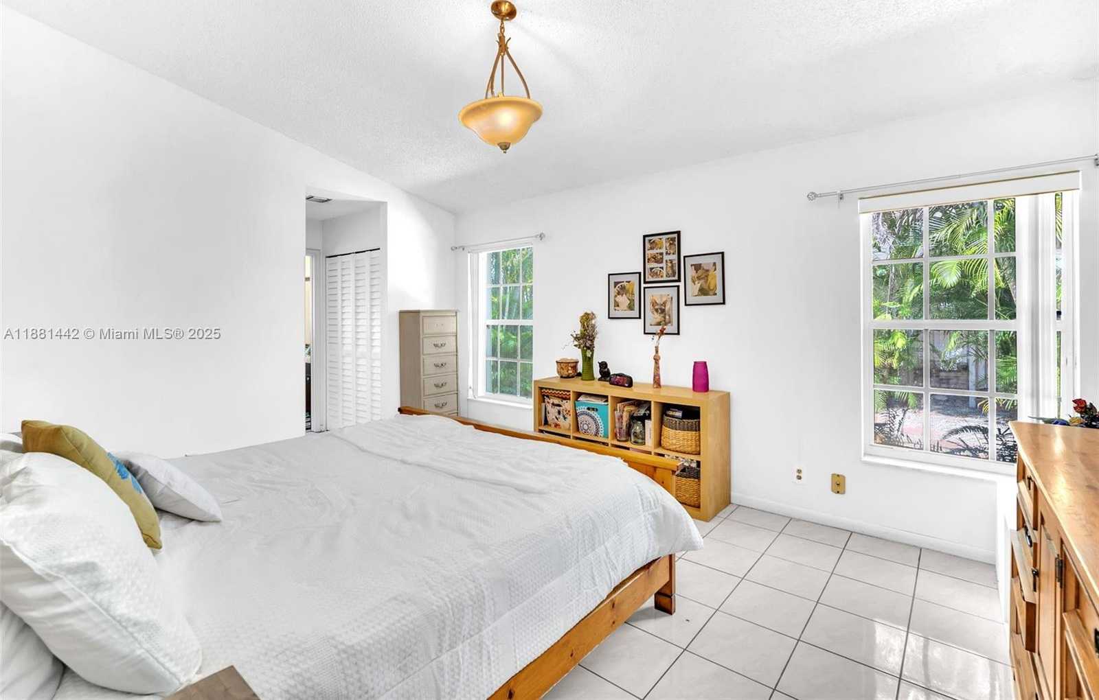 Small Image of 5660 SOUTH WEST 99TH LN, Cooper City Number 13