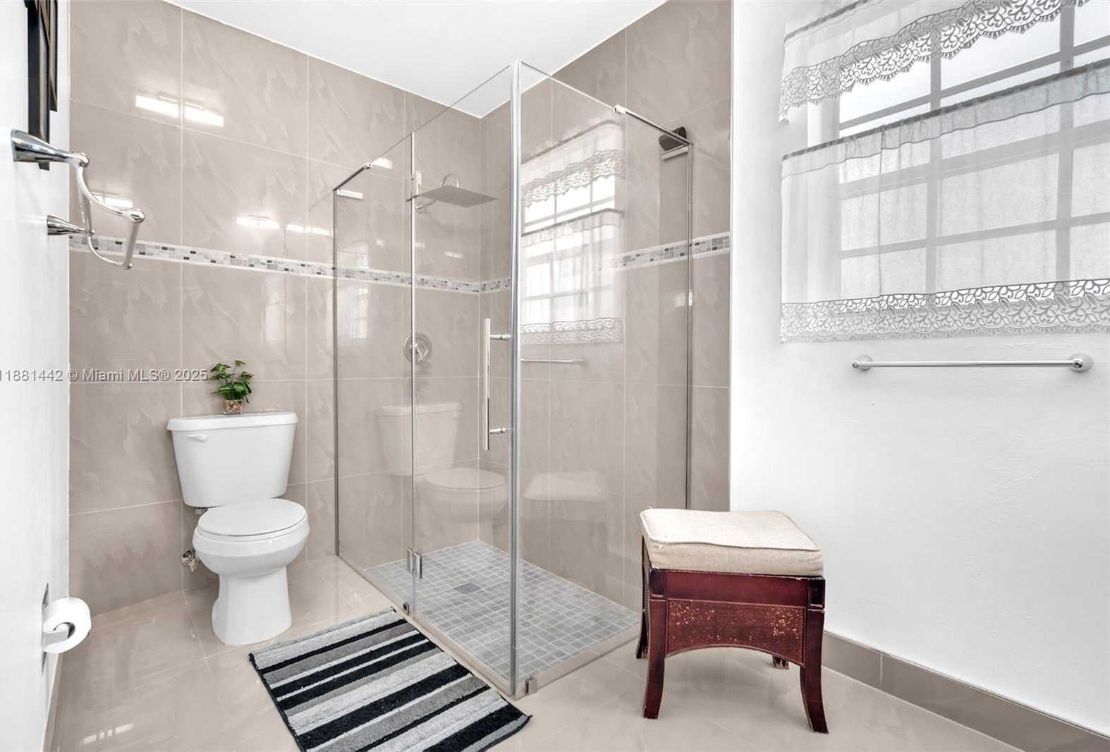 Small Image of 5660 SOUTH WEST 99TH LN, Cooper City Number 16