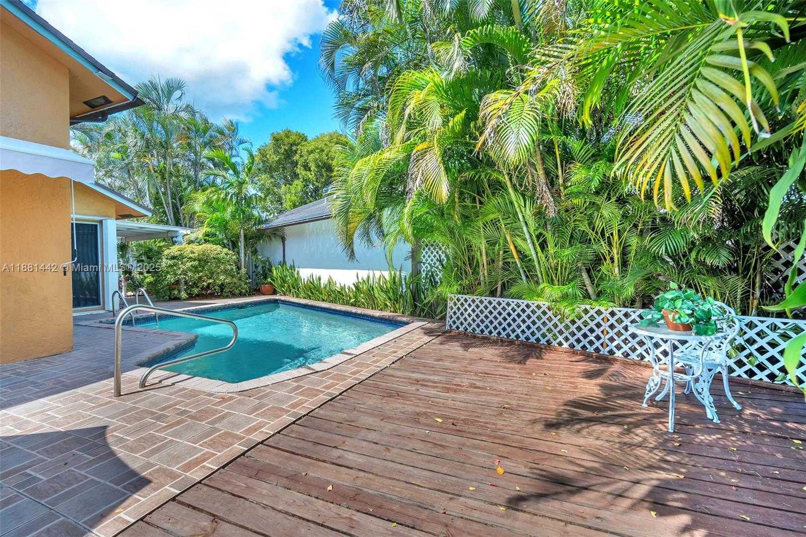Small Image of 5660 SOUTH WEST 99TH LN, Cooper City Number 18
