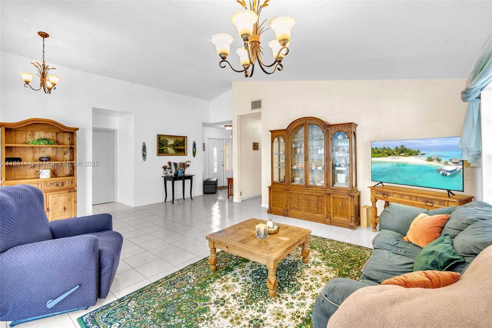 Small Image of 5660 SOUTH WEST 99TH LN, Cooper City Number 6