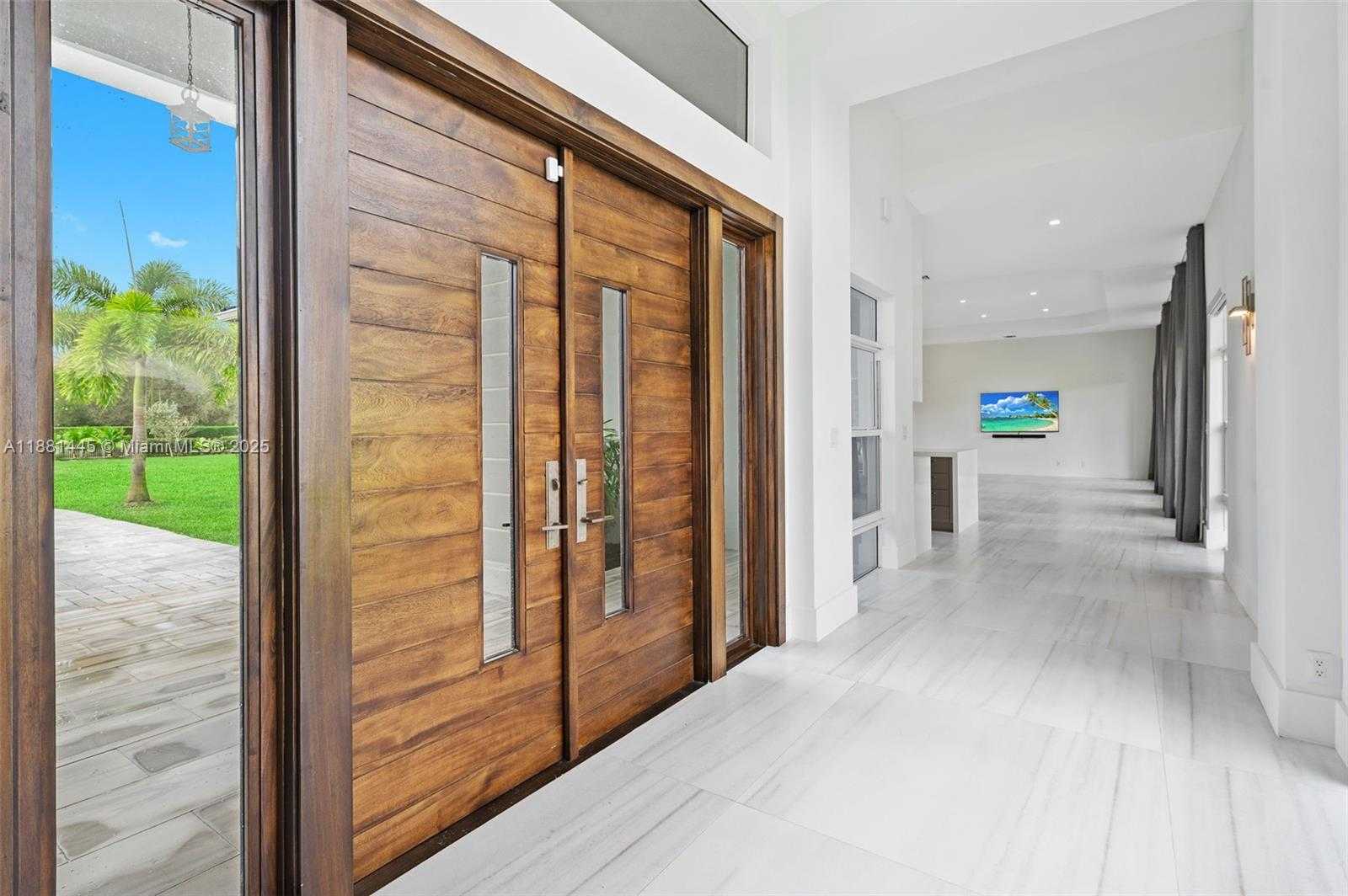 Small Image of 2400 SOUTH WEST 112TH AVE, Davie Number 10