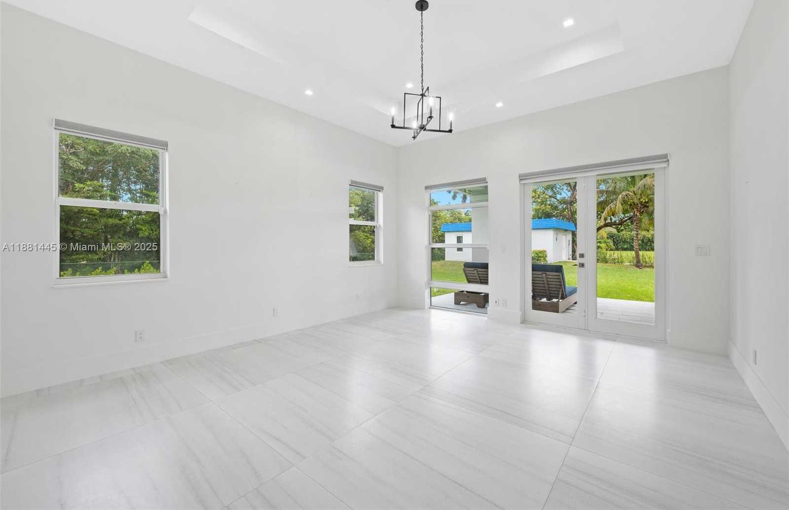 Small Image of 2400 SOUTH WEST 112TH AVE, Davie Number 26