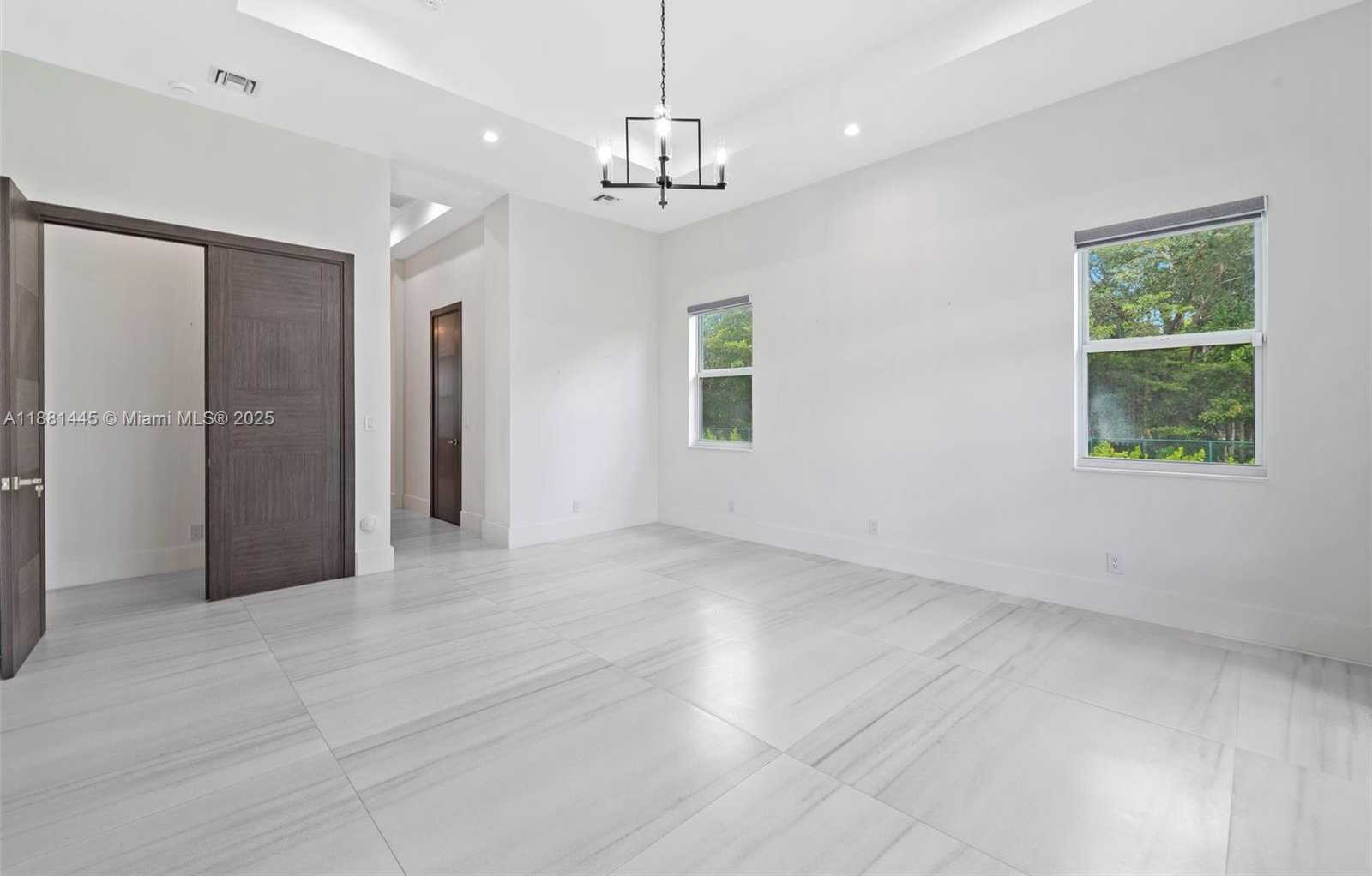 Small Image of 2400 SOUTH WEST 112TH AVE, Davie Number 28