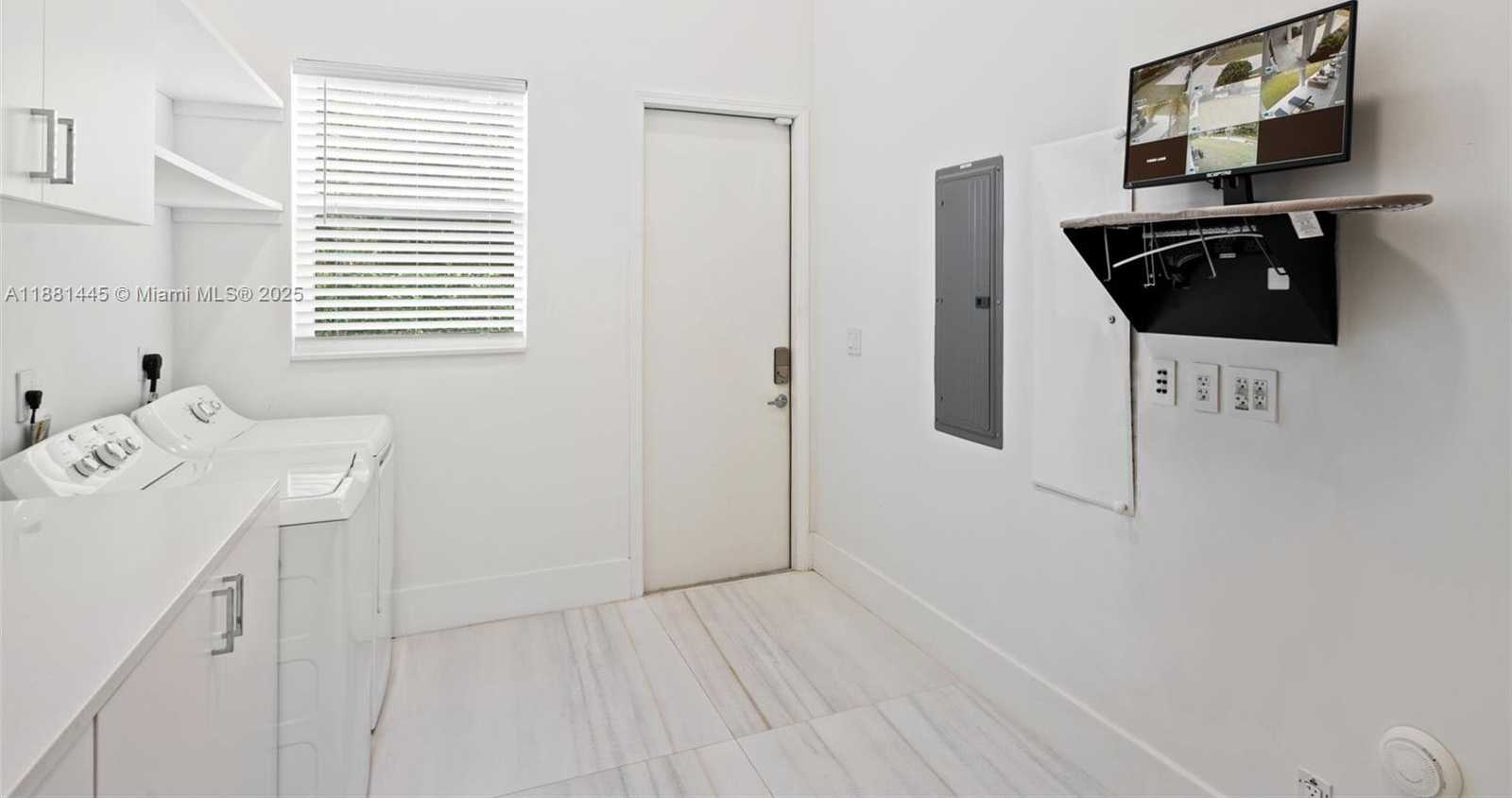 Small Image of 2400 SOUTH WEST 112TH AVE, Davie Number 43