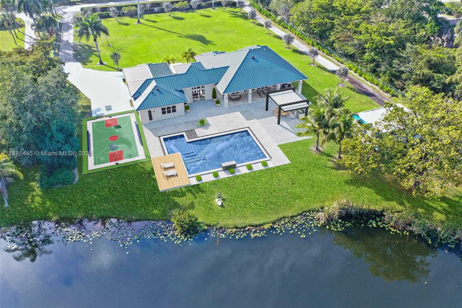 Small Image of 2400 SOUTH WEST 112TH AVE, Davie Number 5