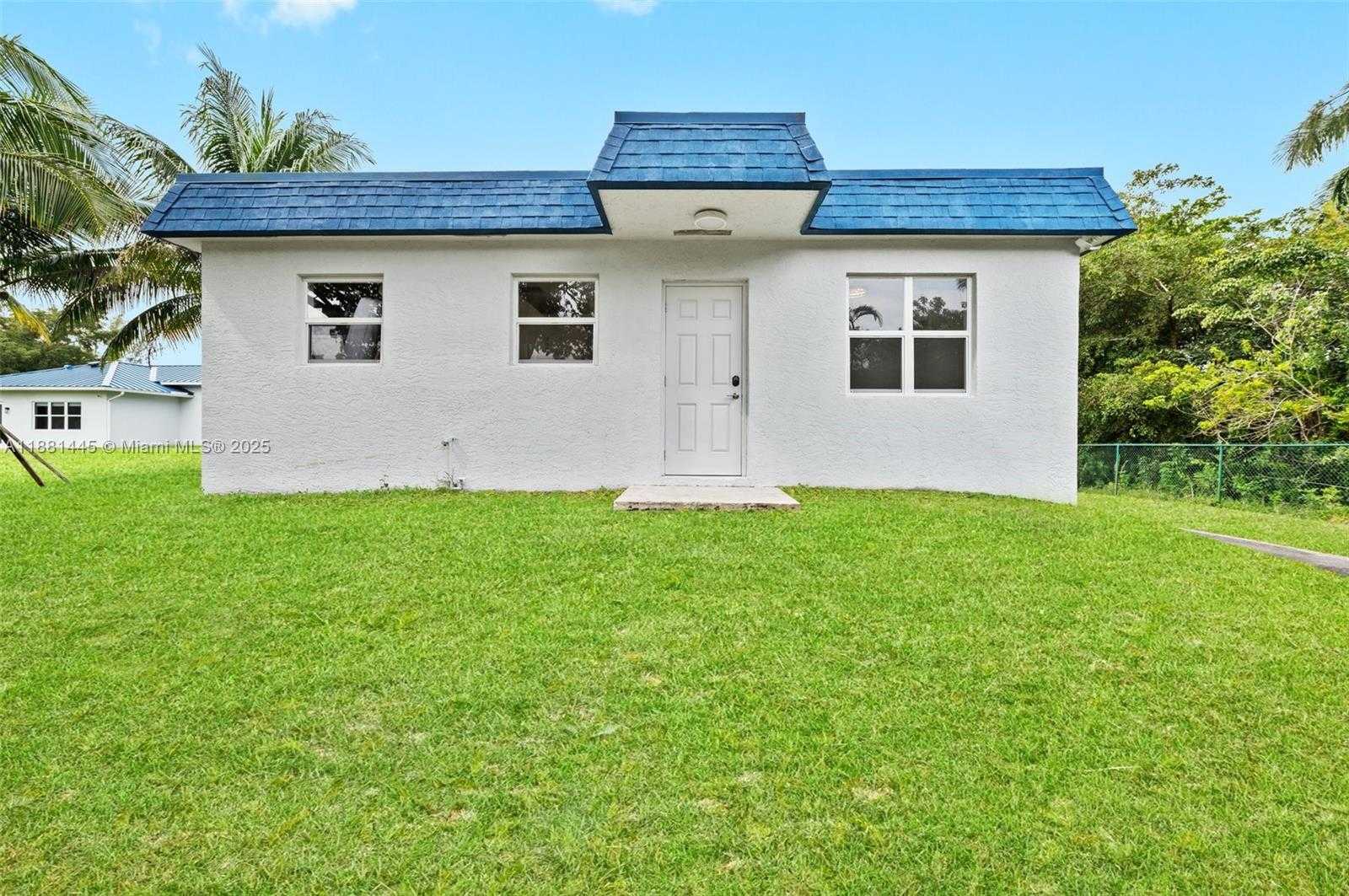 Small Image of 2400 SOUTH WEST 112TH AVE, Davie Number 53