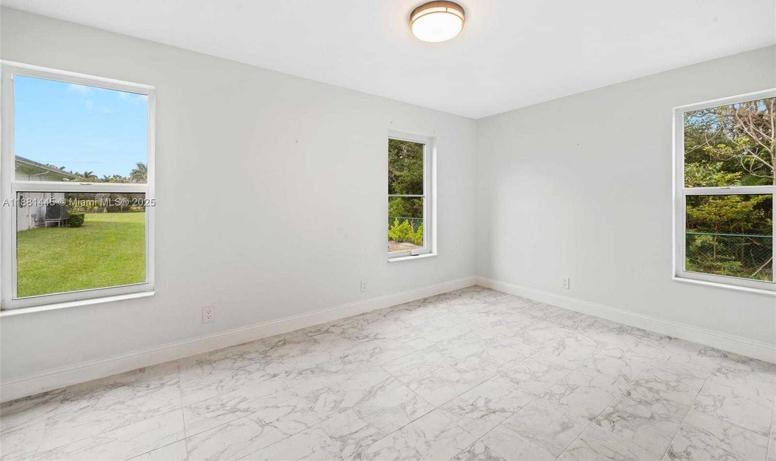 Small Image of 2400 SOUTH WEST 112TH AVE, Davie Number 57