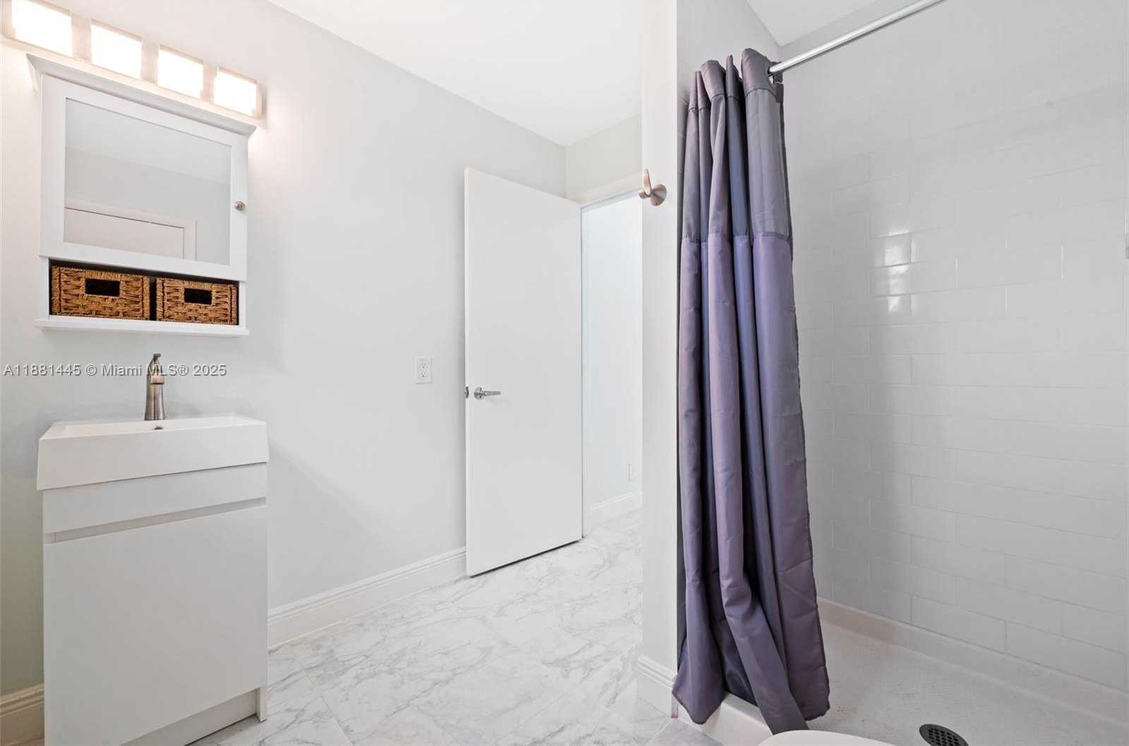 Small Image of 2400 SOUTH WEST 112TH AVE, Davie Number 58
