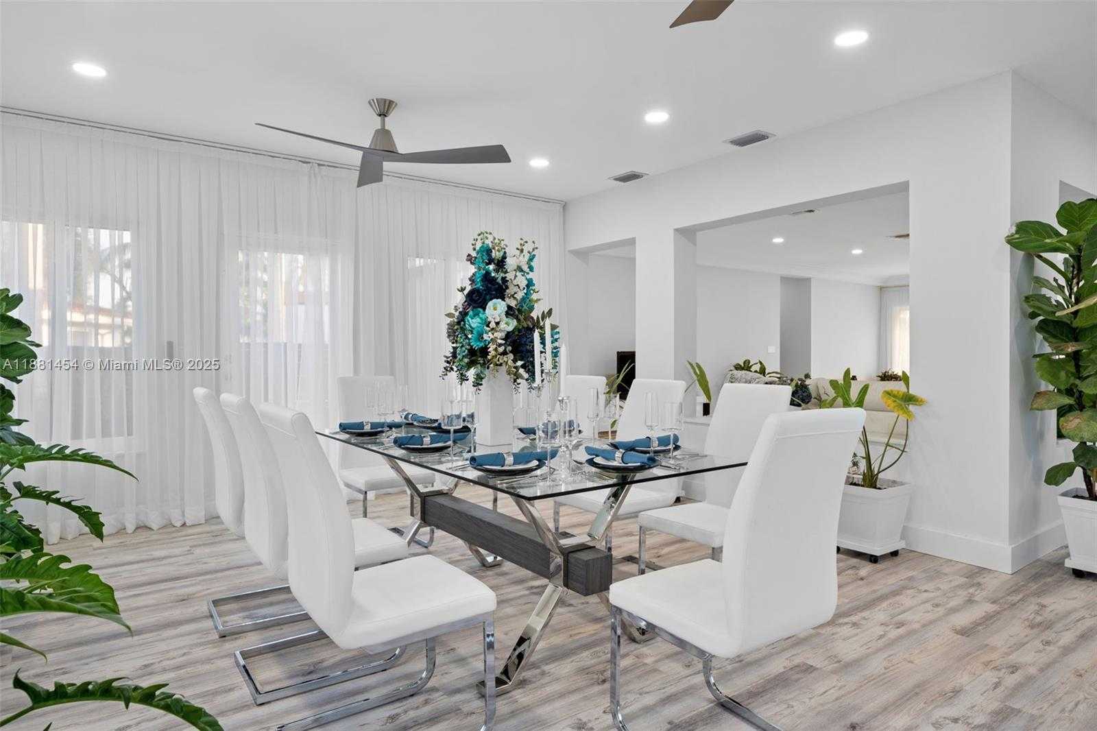 Small Image of 1155 TYLER ST, Hollywood Number 11