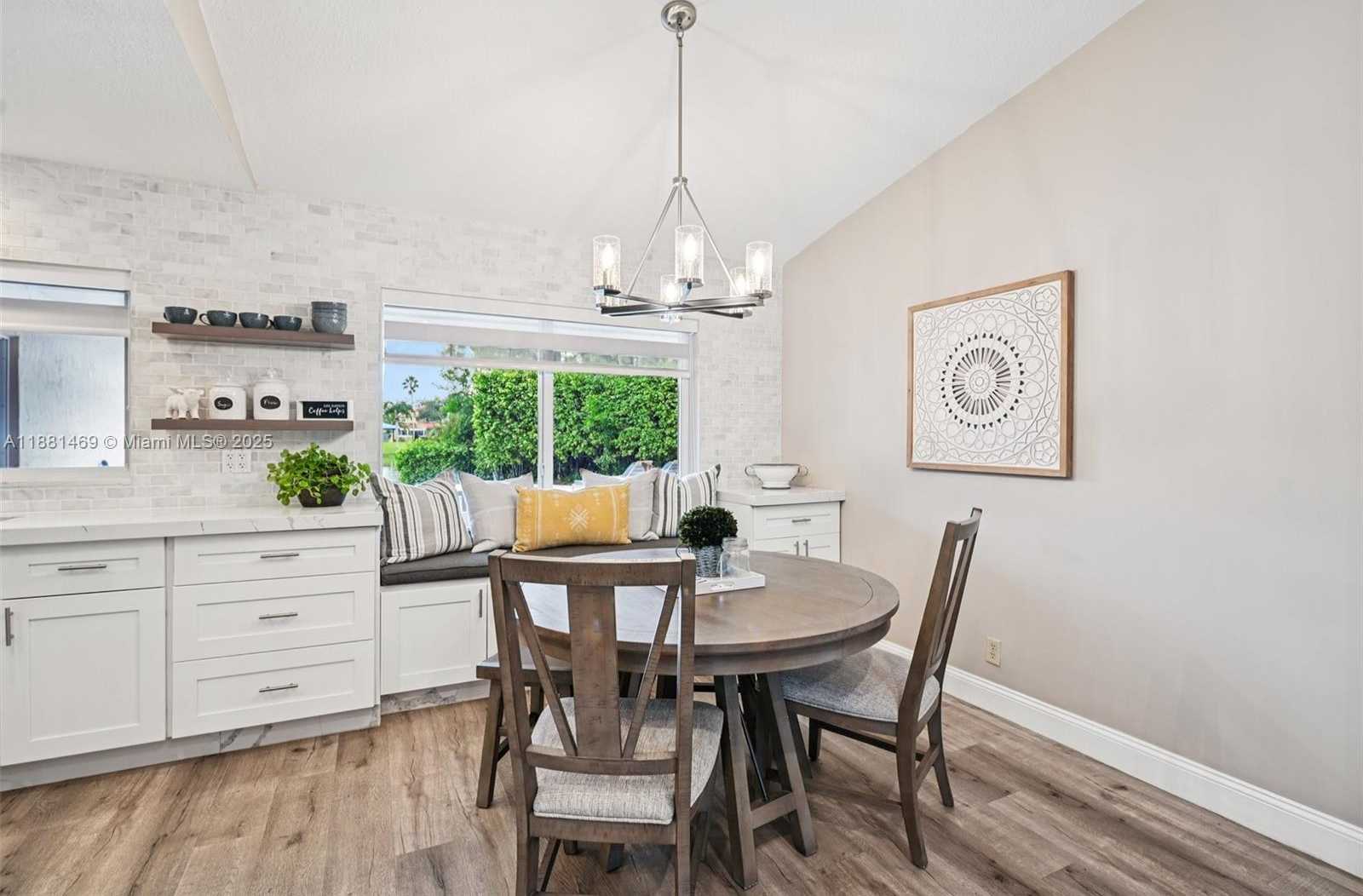 Small Image of 5610 WINDOVER WAY, Davie Number 10