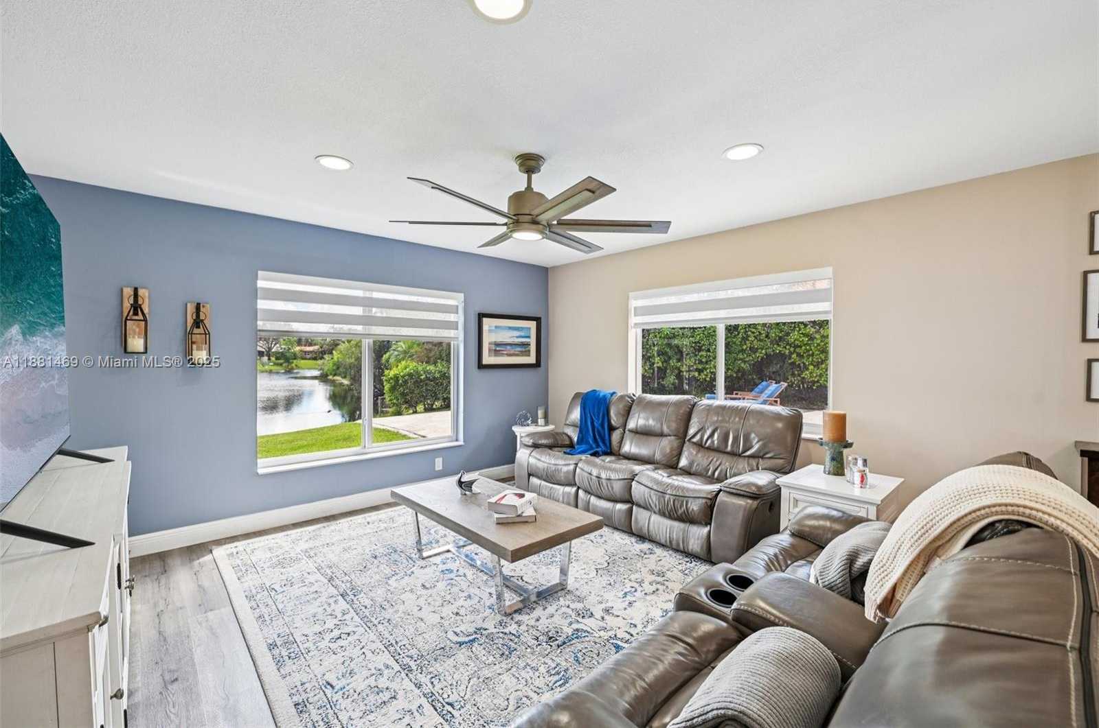 Small Image of 5610 WINDOVER WAY, Davie Number 12