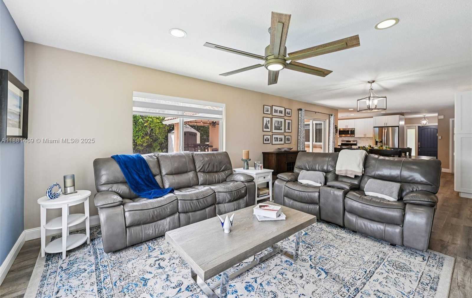 Small Image of 5610 WINDOVER WAY, Davie Number 13