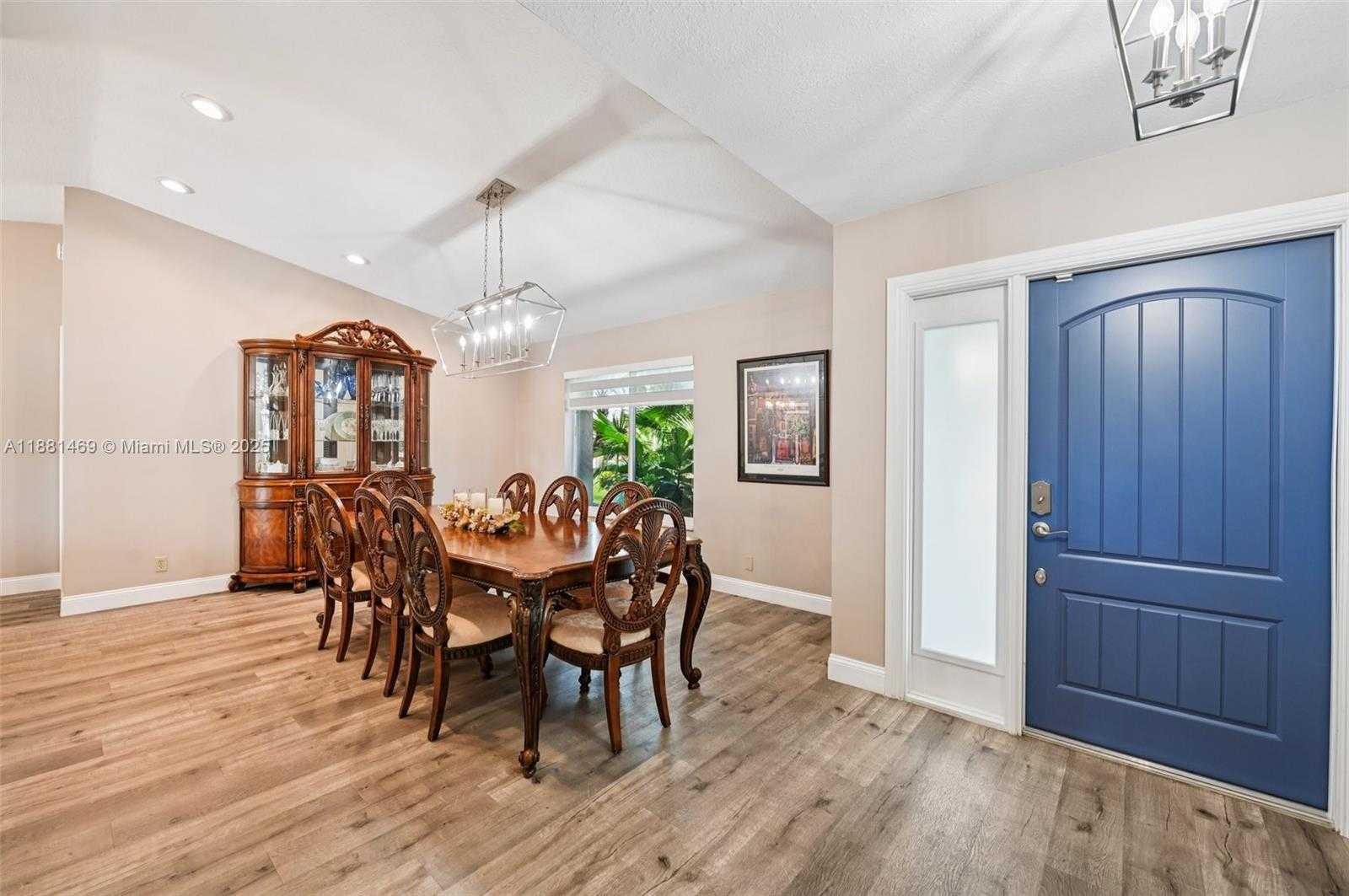 Small Image of 5610 WINDOVER WAY, Davie Number 16