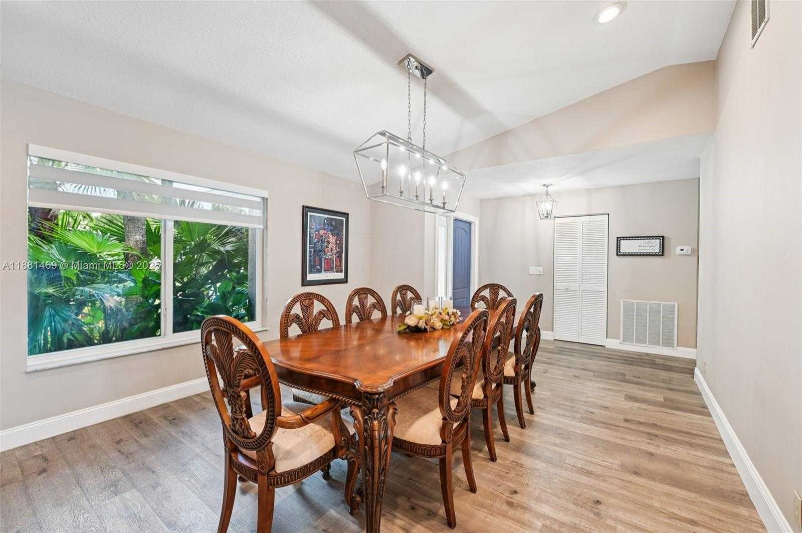 Small Image of 5610 WINDOVER WAY, Davie Number 18