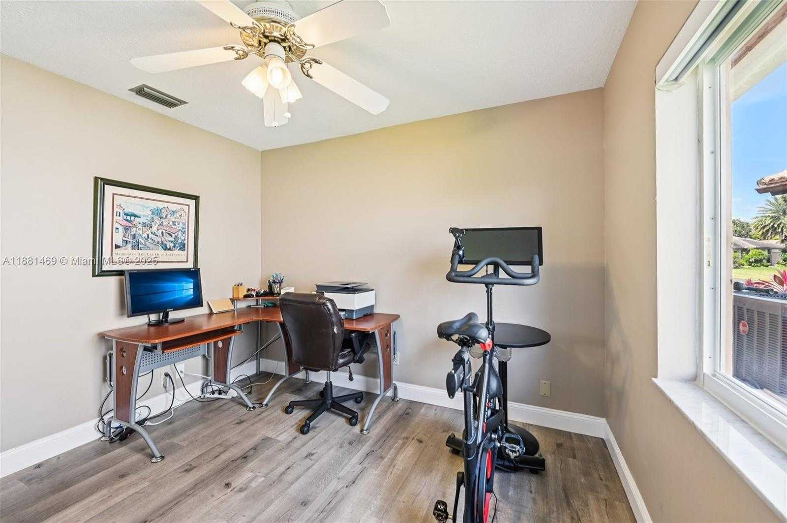 Small Image of 5610 WINDOVER WAY, Davie Number 25