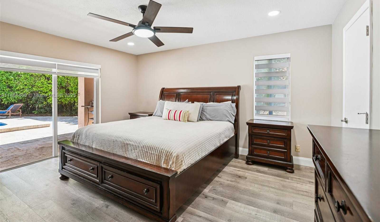 Small Image of 5610 WINDOVER WAY, Davie Number 30