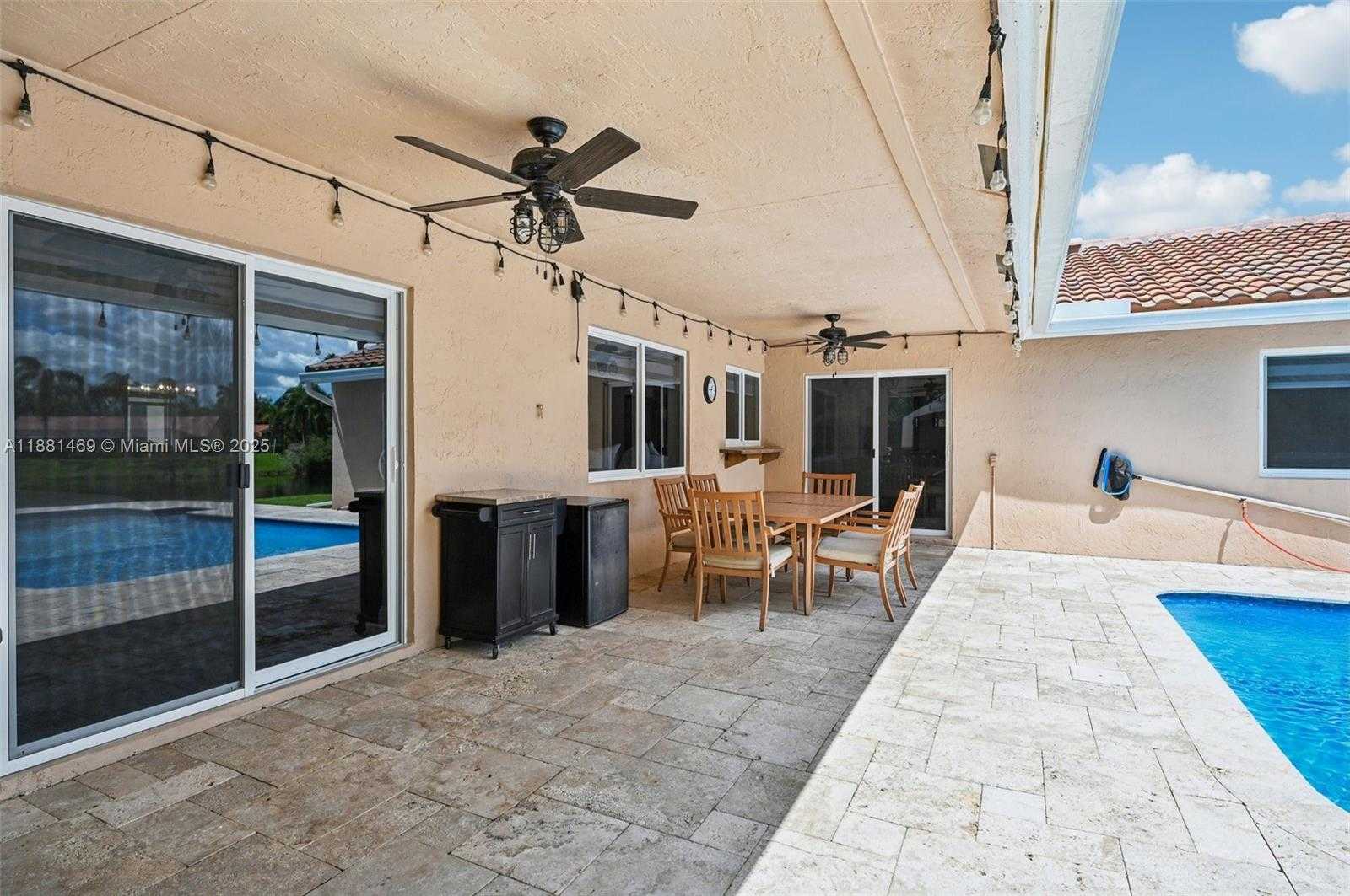 Small Image of 5610 WINDOVER WAY, Davie Number 40