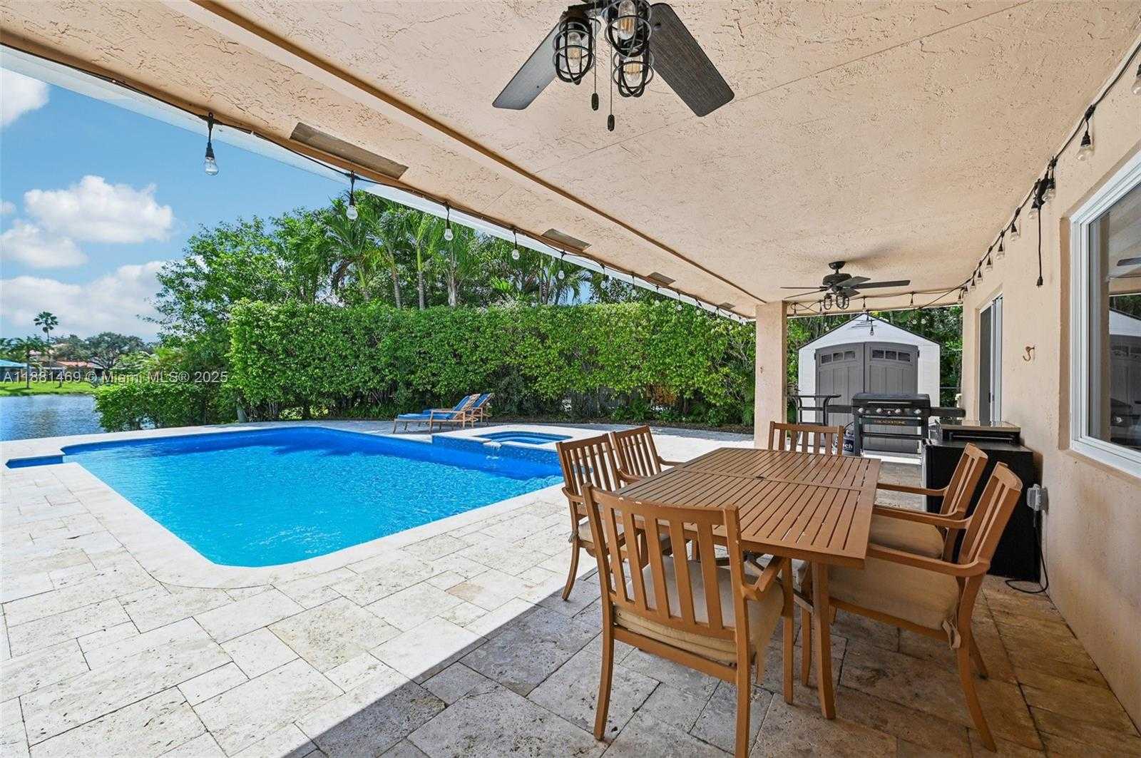 Small Image of 5610 WINDOVER WAY, Davie Number 42