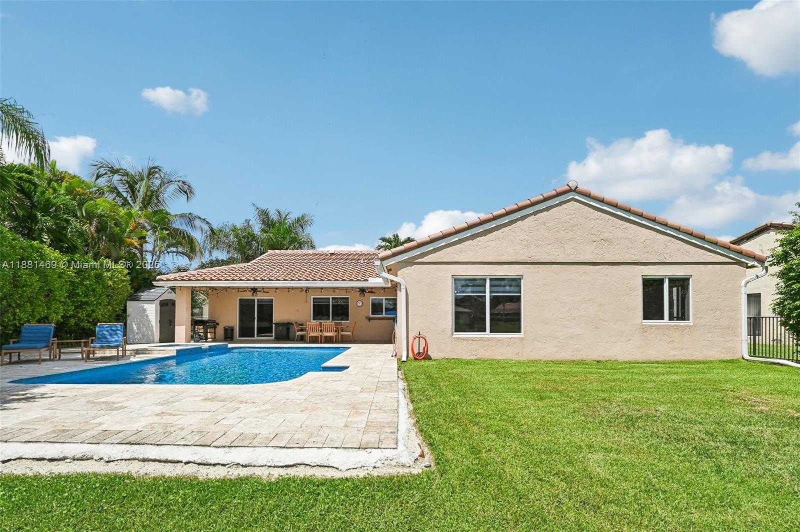 Small Image of 5610 WINDOVER WAY, Davie Number 48