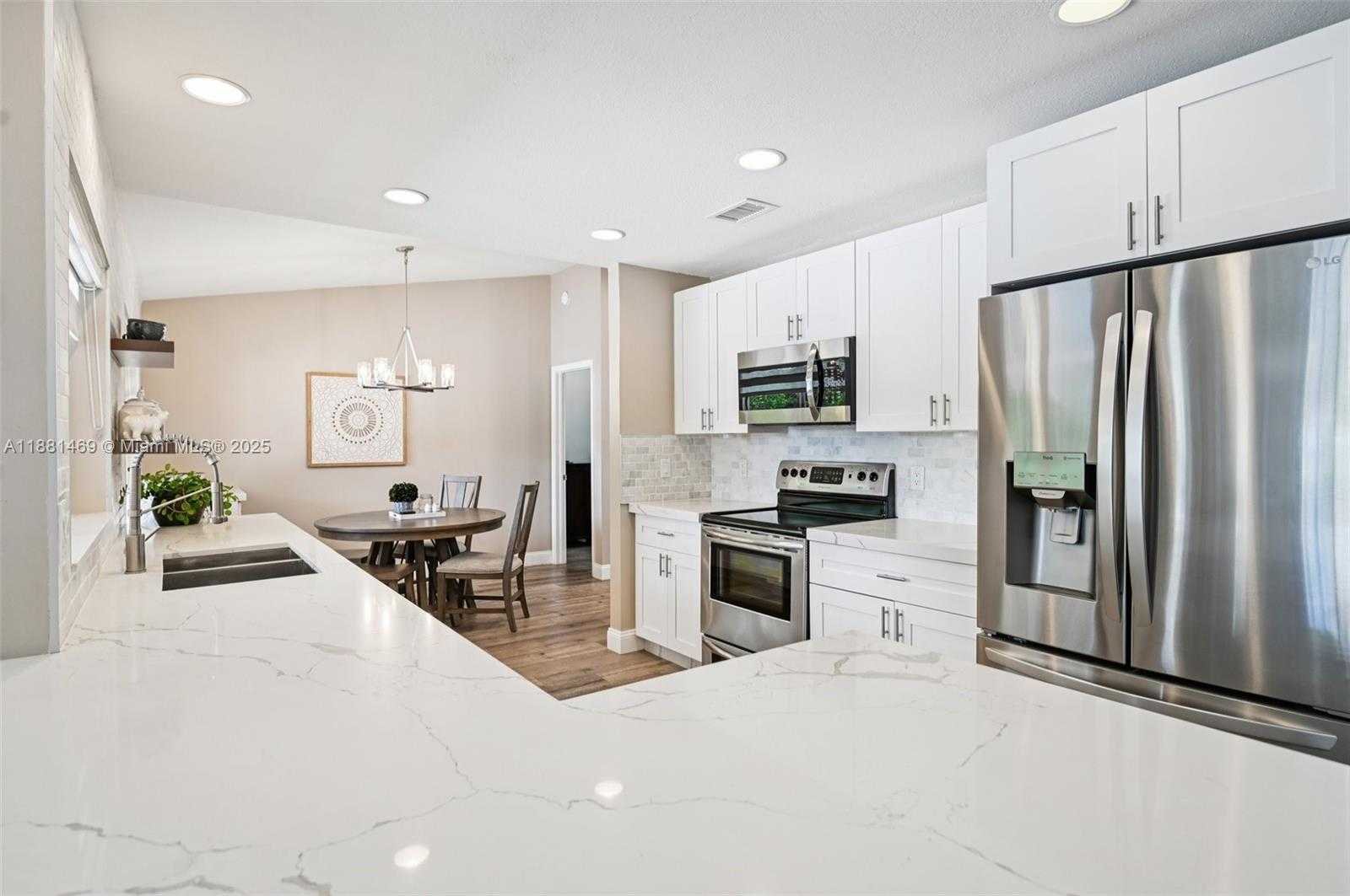 Small Image of 5610 WINDOVER WAY, Davie Number 5