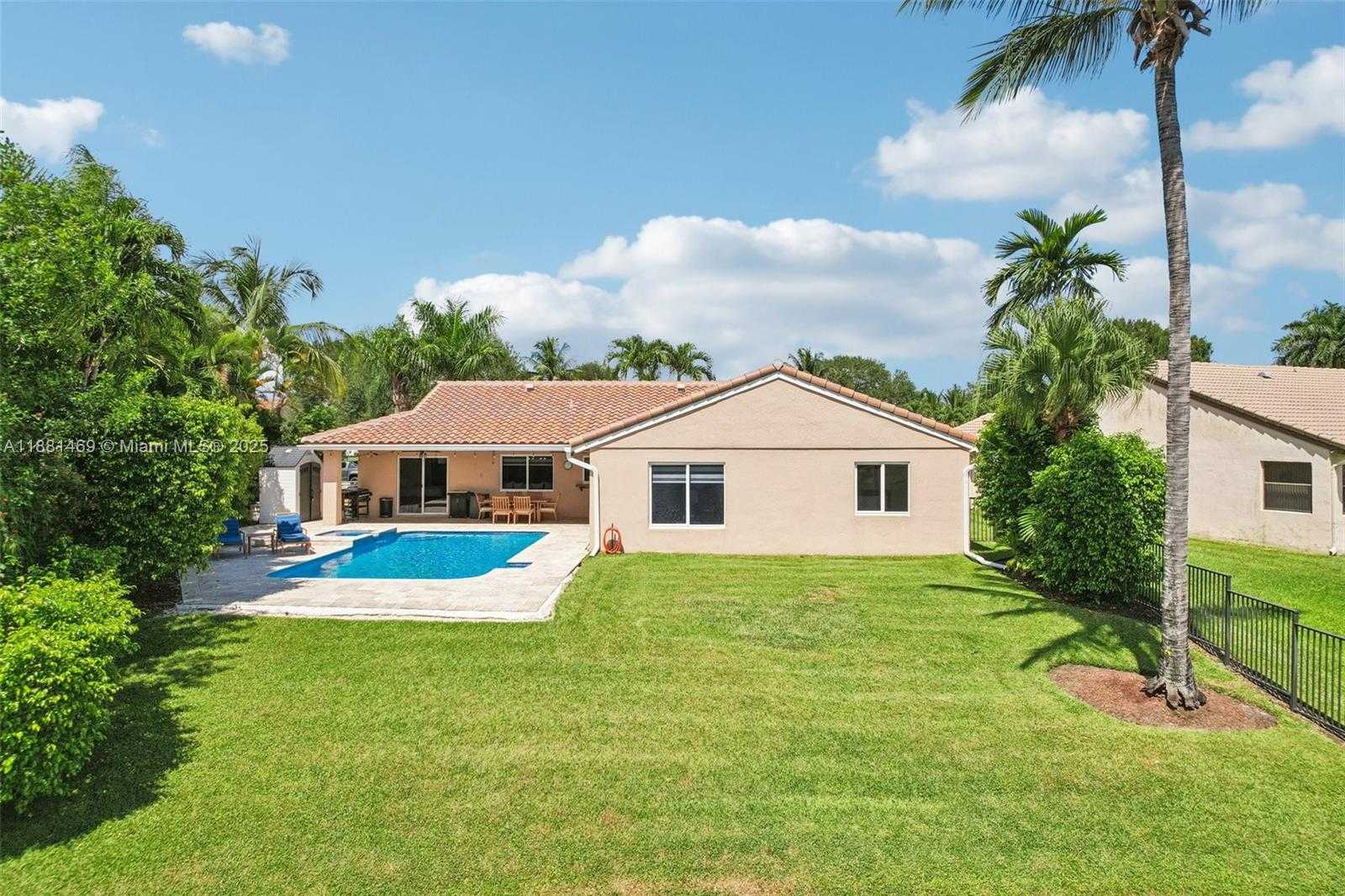 Small Image of 5610 WINDOVER WAY, Davie Number 60