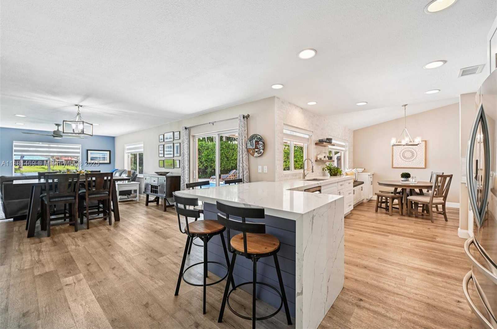 Small Image of 5610 WINDOVER WAY, Davie Number 8