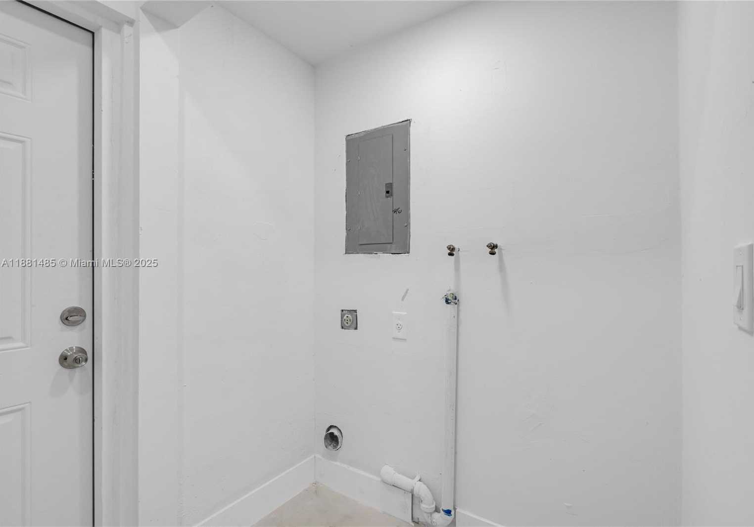 Small Image of 2960 NORTH WEST 165TH ST, Miami Gardens Number 10