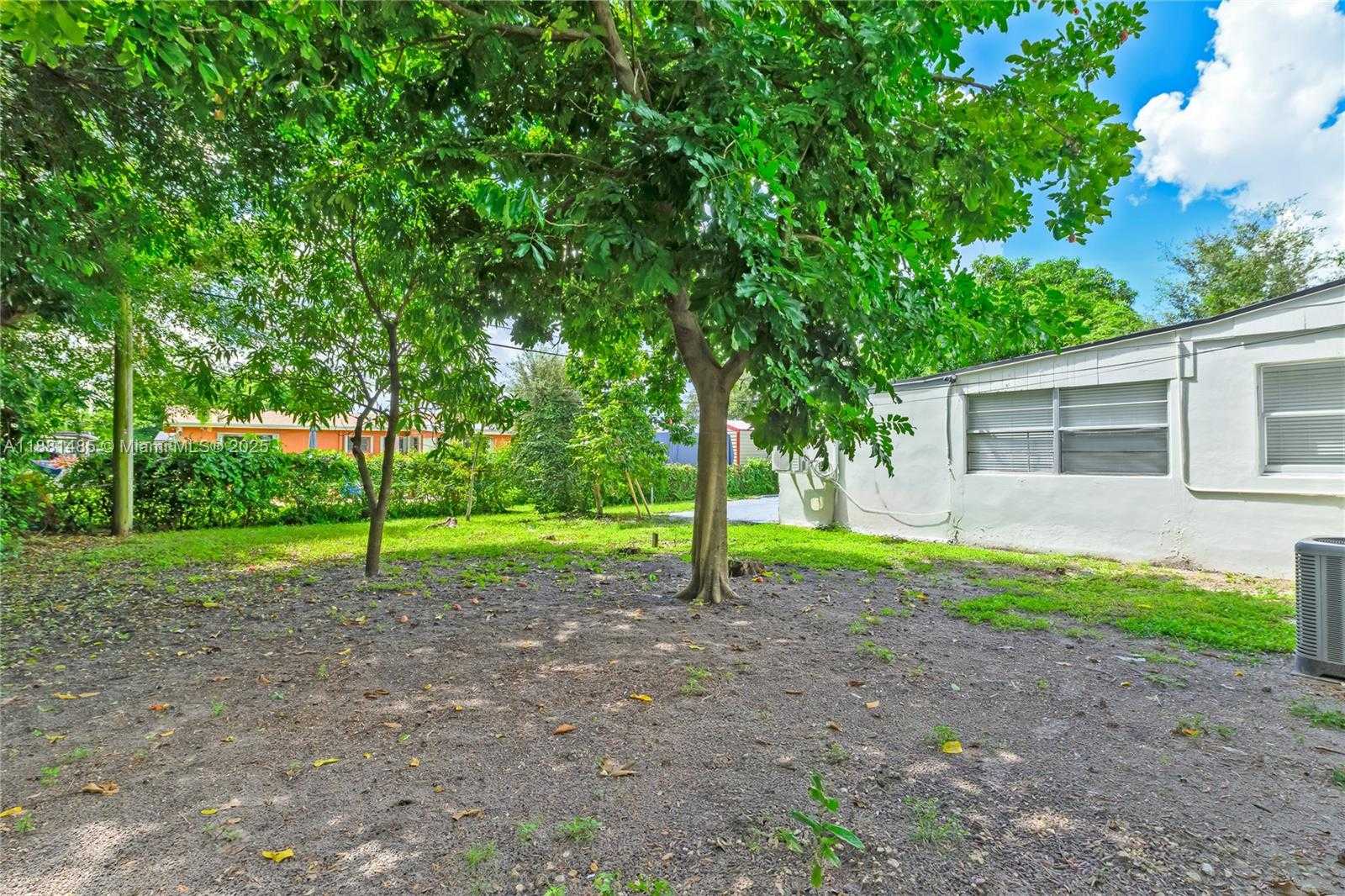Small Image of 2960 NORTH WEST 165TH ST, Miami Gardens Number 23