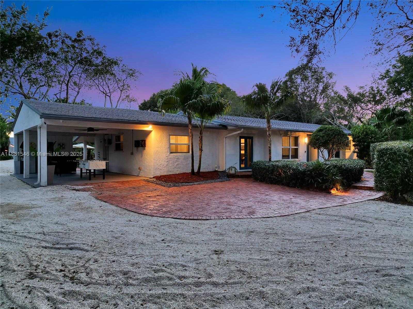 Small Image of 14330 SOUTH WEST 20TH ST, Davie Number 2