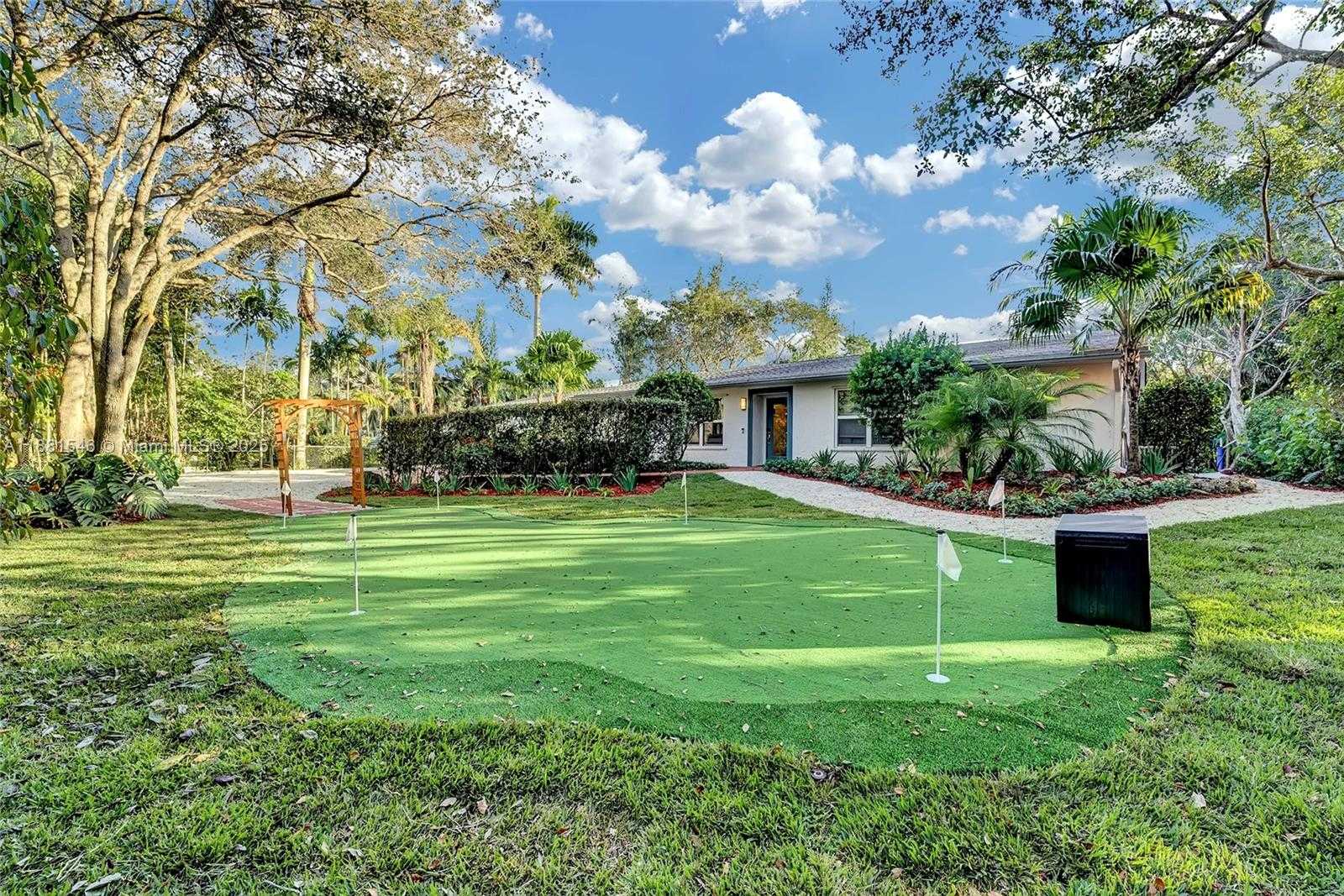 Small Image of 14330 SOUTH WEST 20TH ST, Davie Number 23