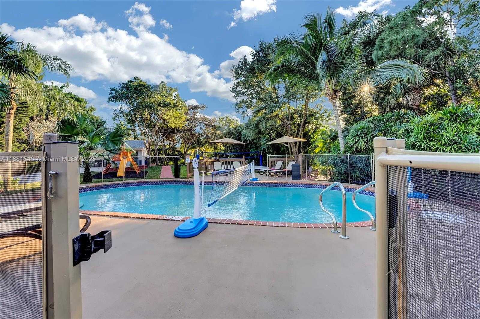 Small Image of 14330 SOUTH WEST 20TH ST, Davie Number 38