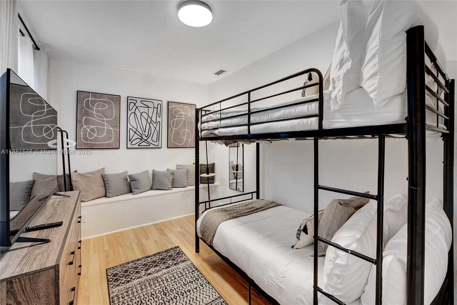 Small Image of 14330 SOUTH WEST 20TH ST, Davie Number 49