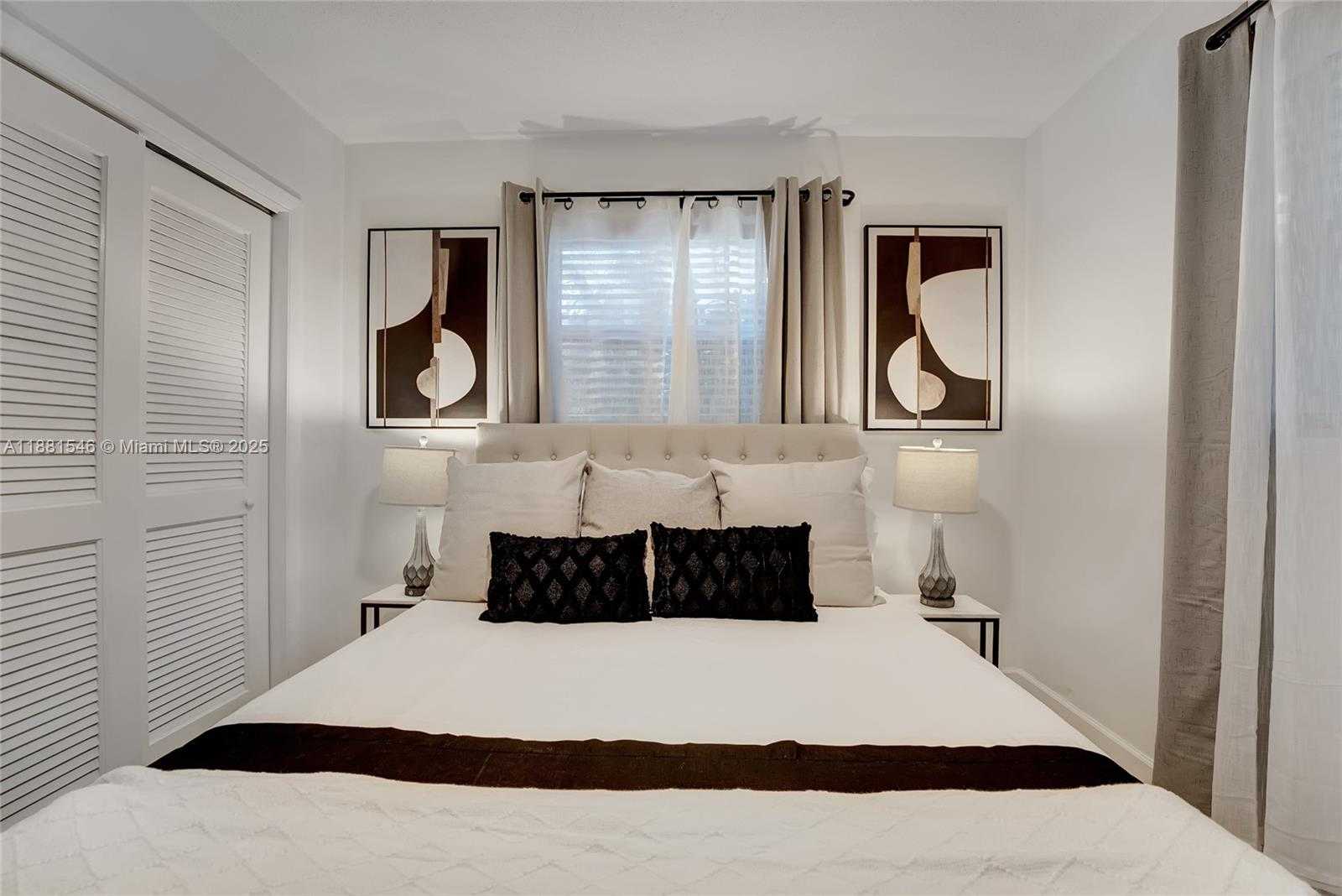 Small Image of 14330 SOUTH WEST 20TH ST, Davie Number 58