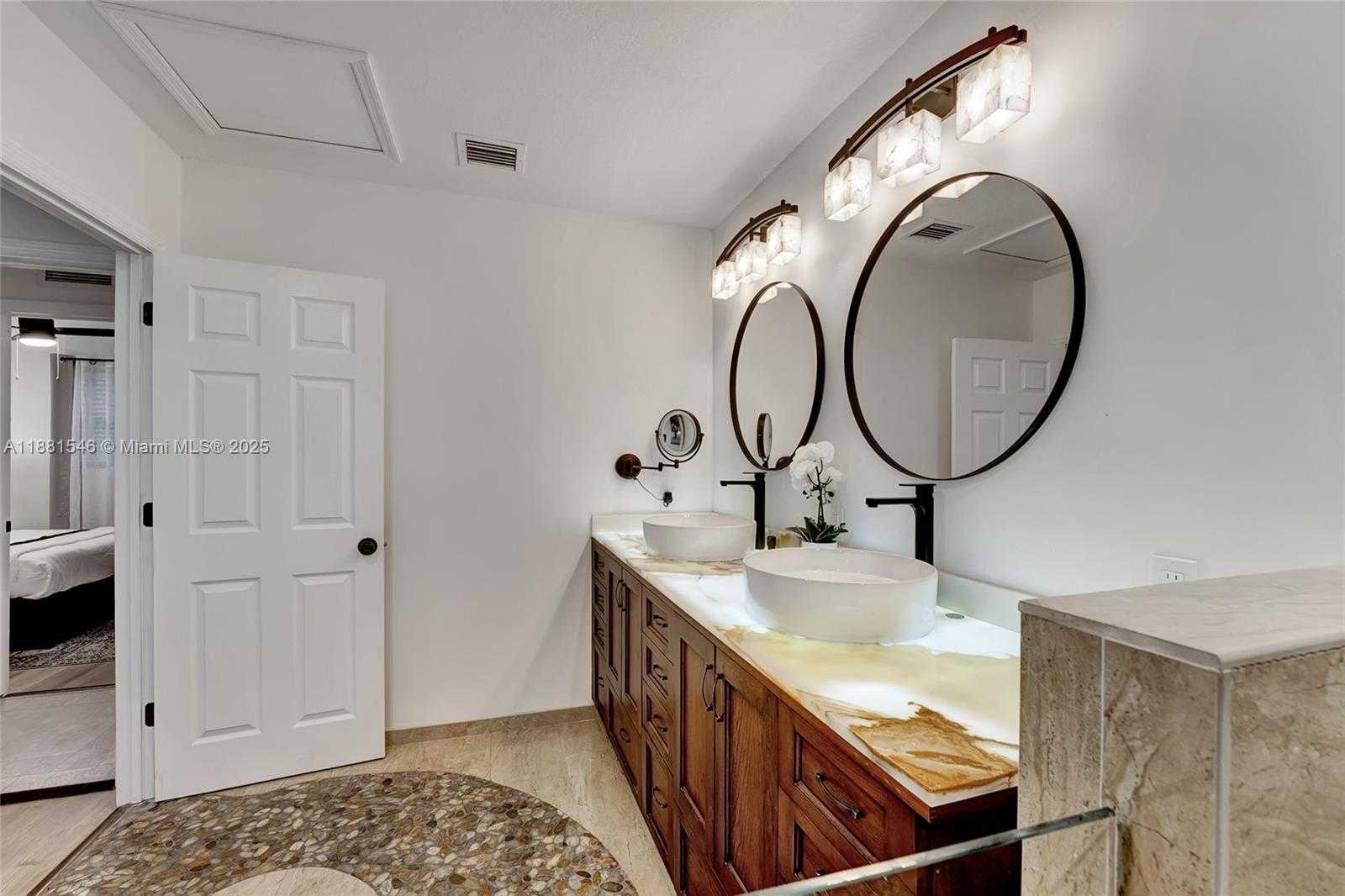 Small Image of 14330 SOUTH WEST 20TH ST, Davie Number 61